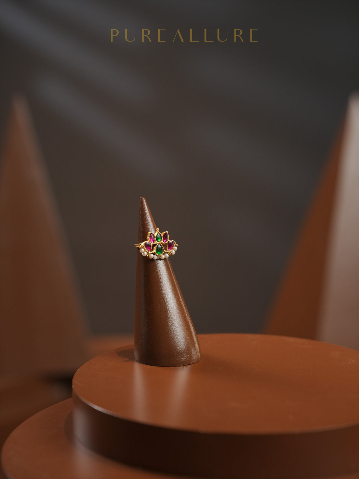Luna Ring (KR162)