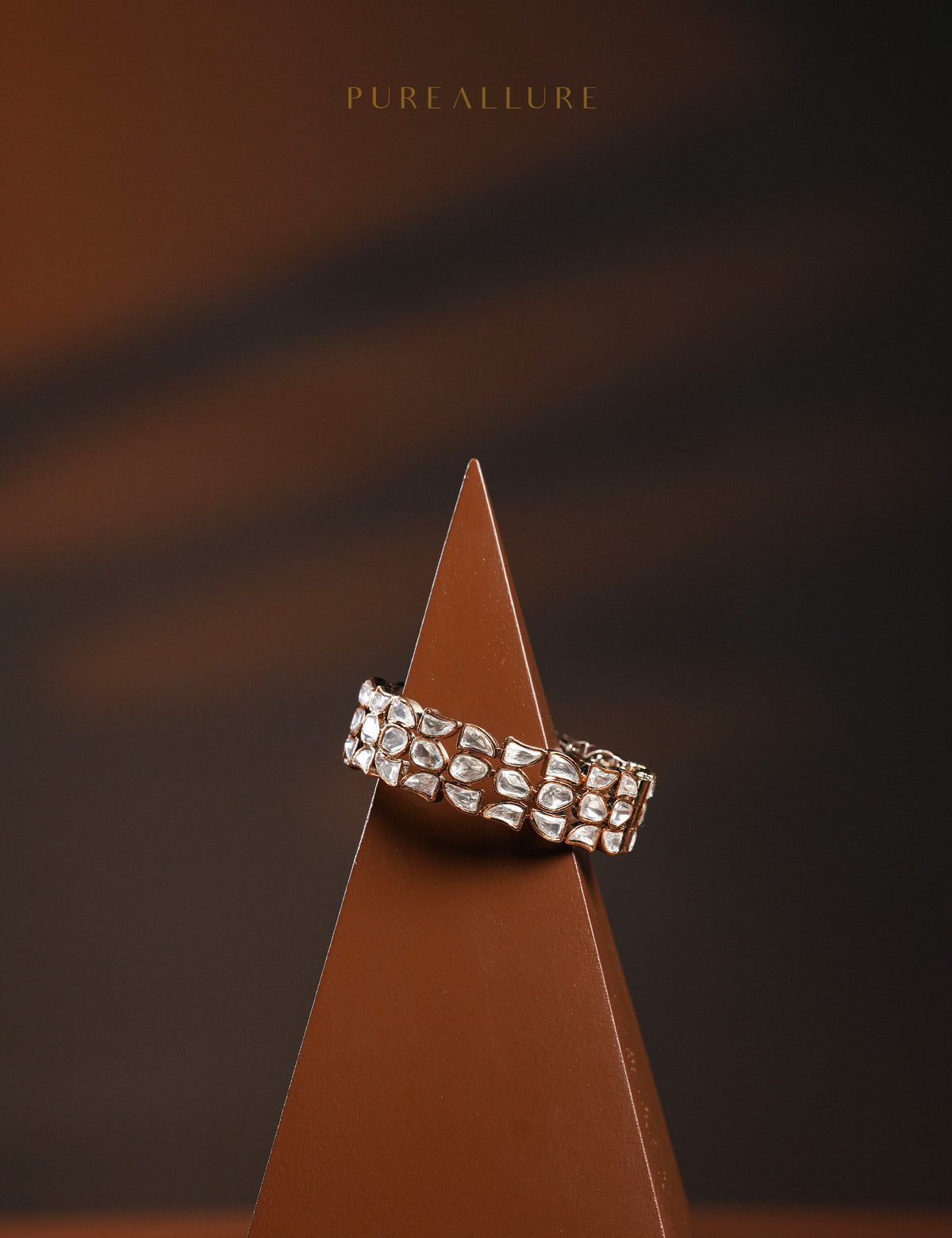 Anvaya Bangle (B225)