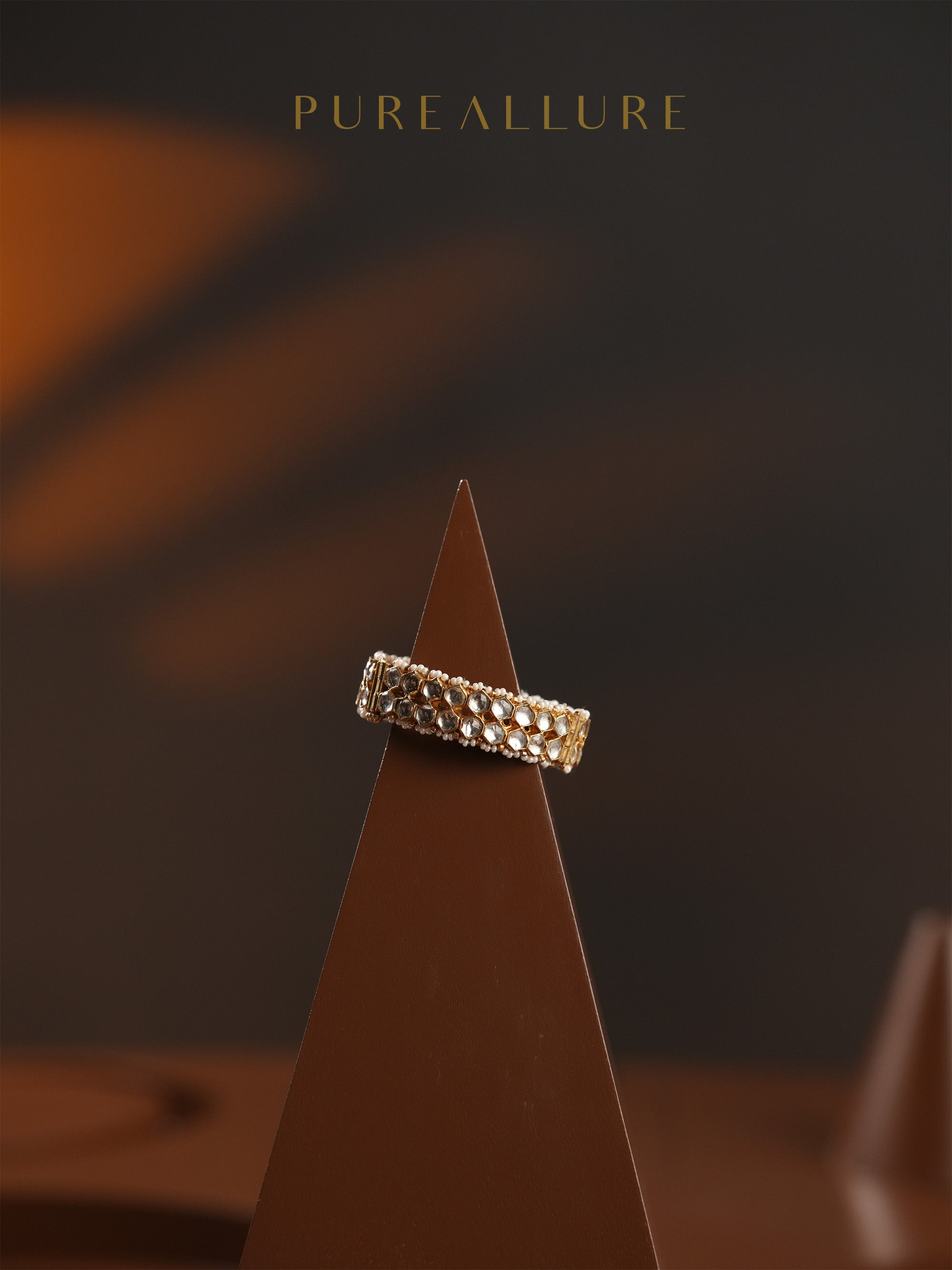 Jivika Bangle (B171)