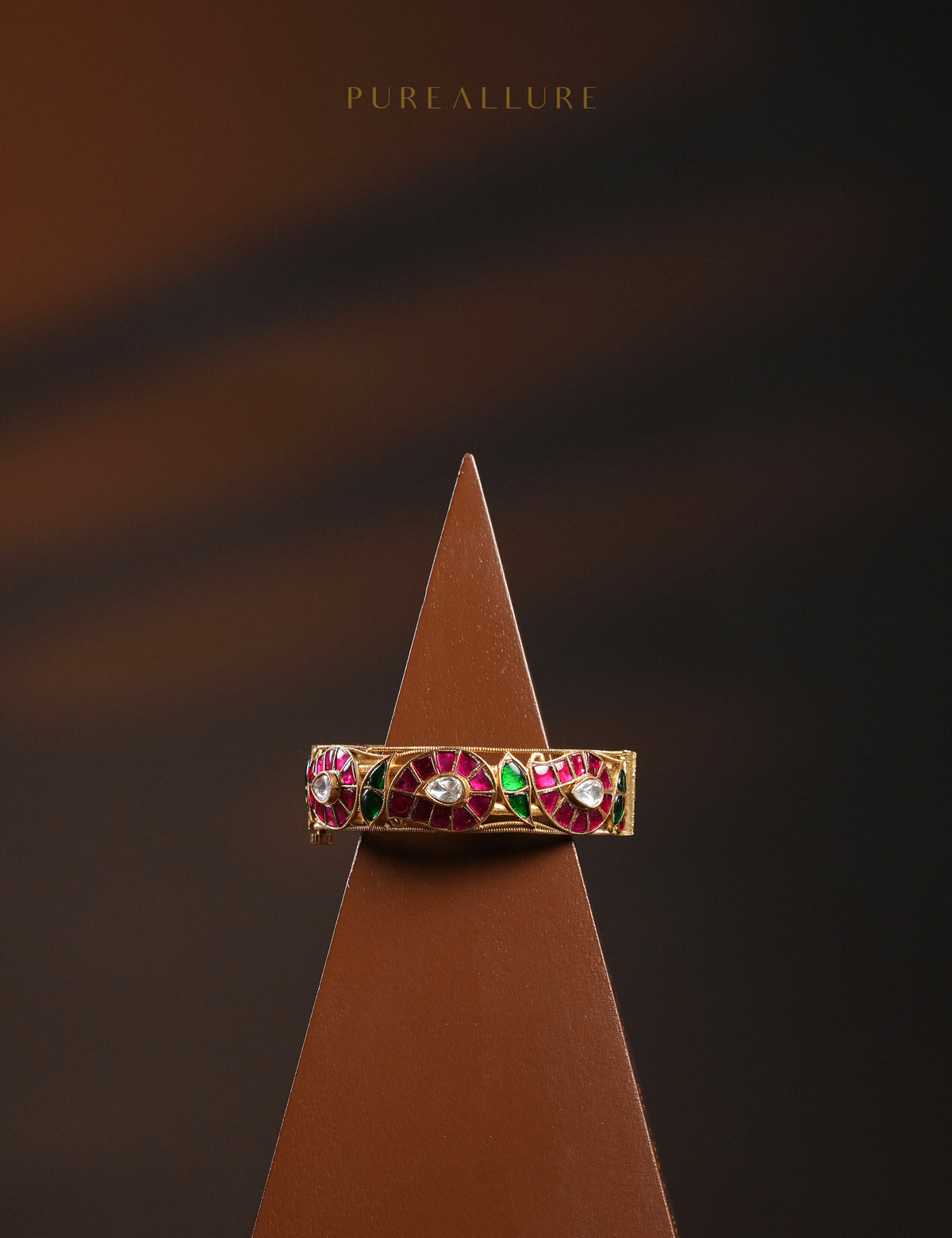Maneesha Bangle (B224)