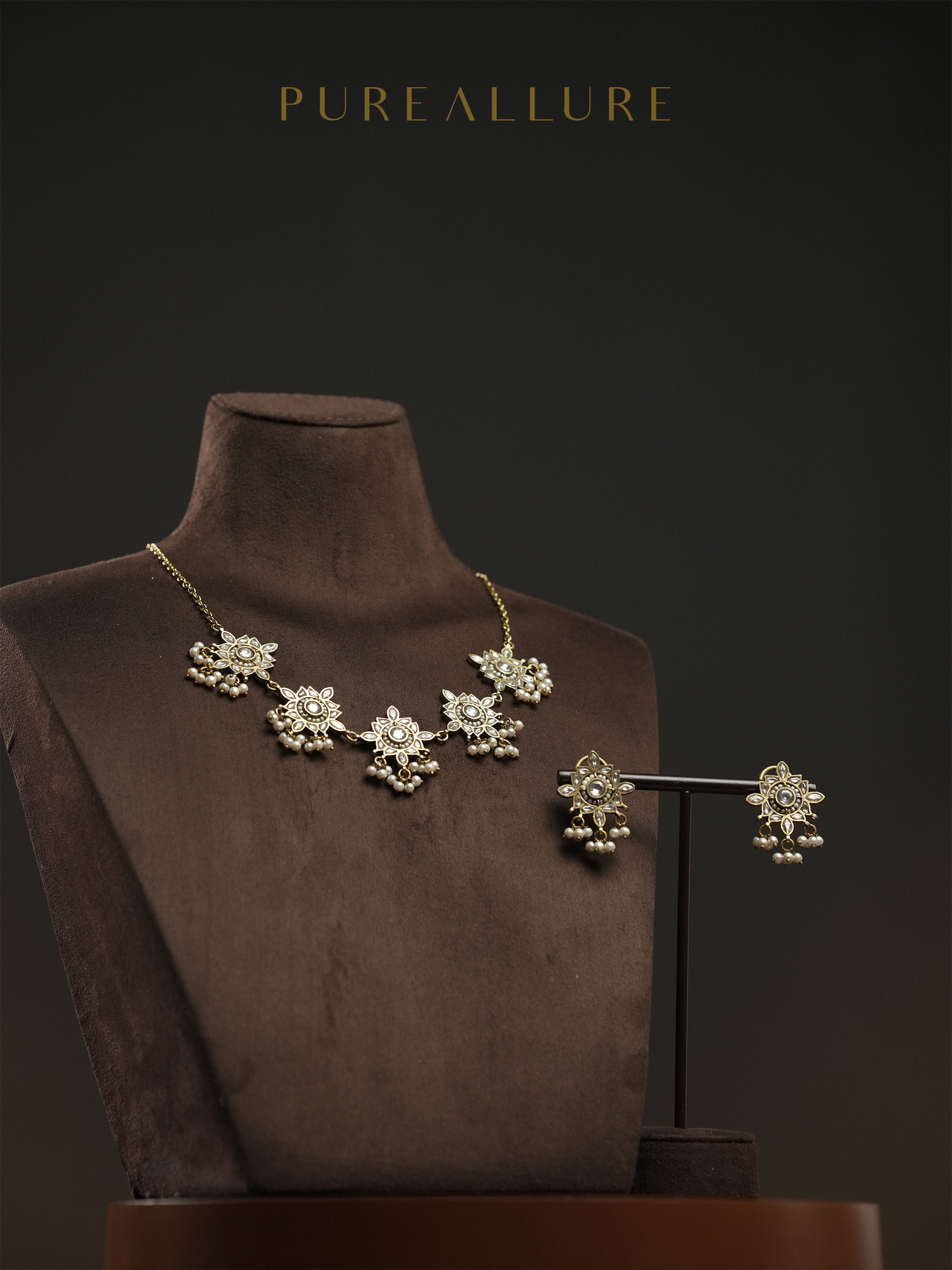Srushti Necklace (KN248)