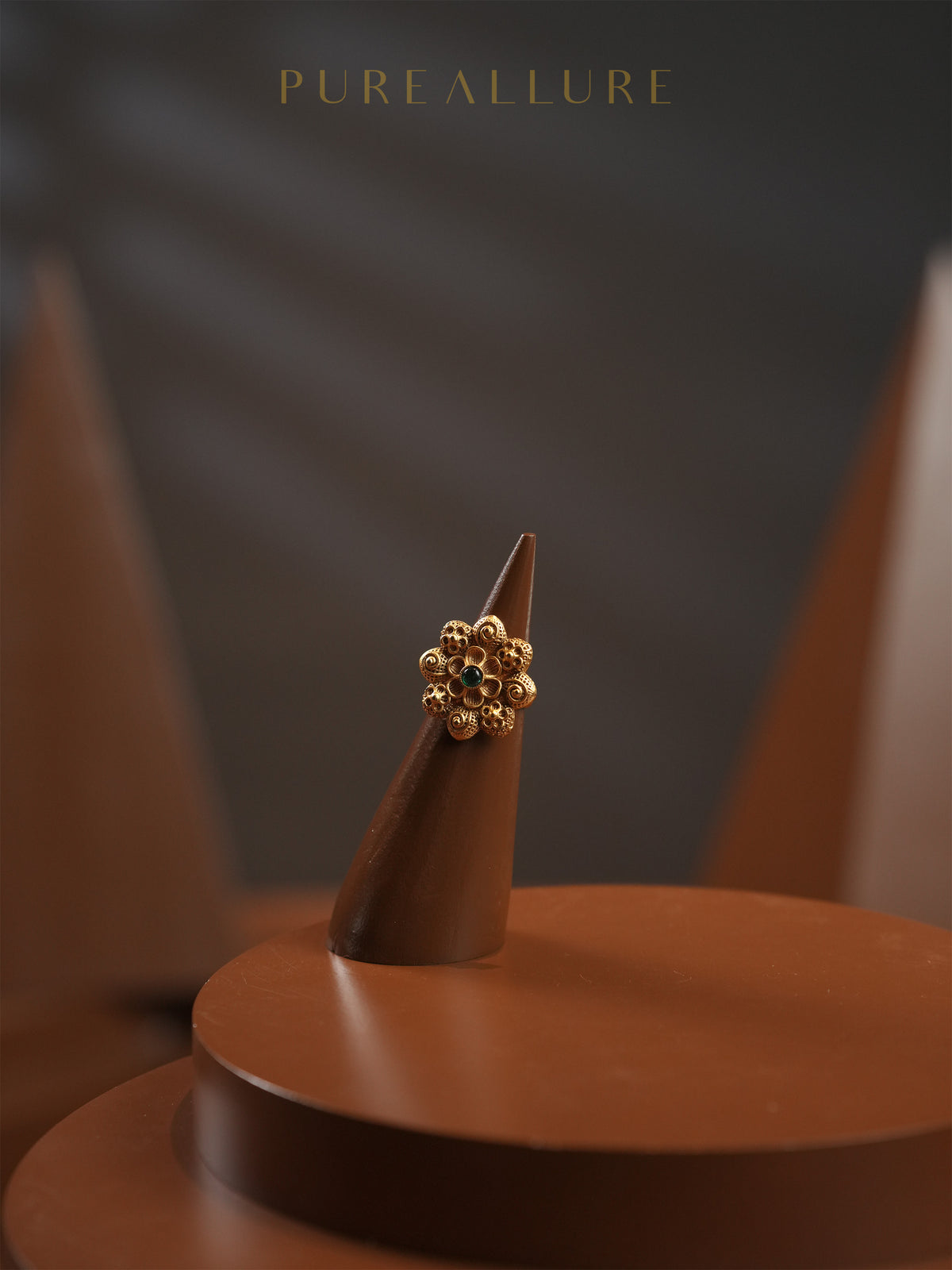 Jayalekshmi Ring (R69)