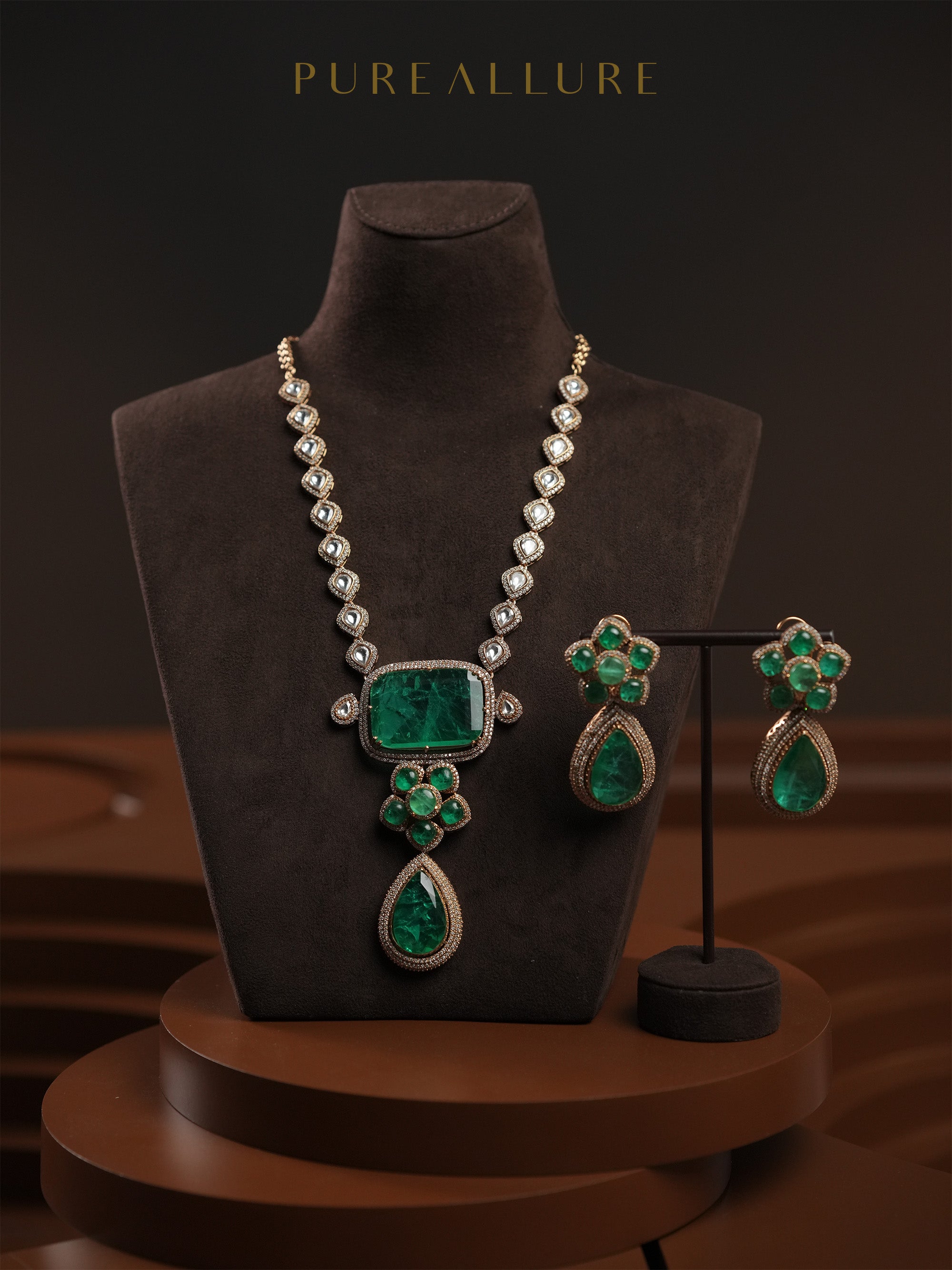 Pankhuri Longchain (L41)