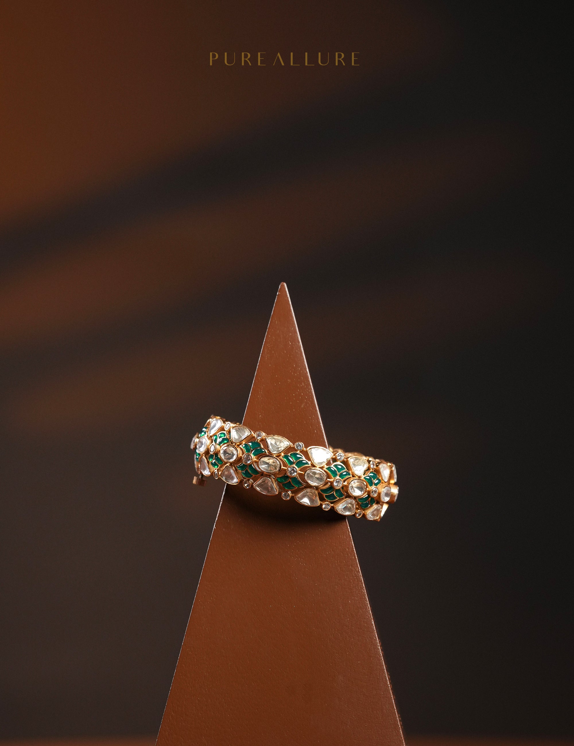 Iraaya Bangle (B227)