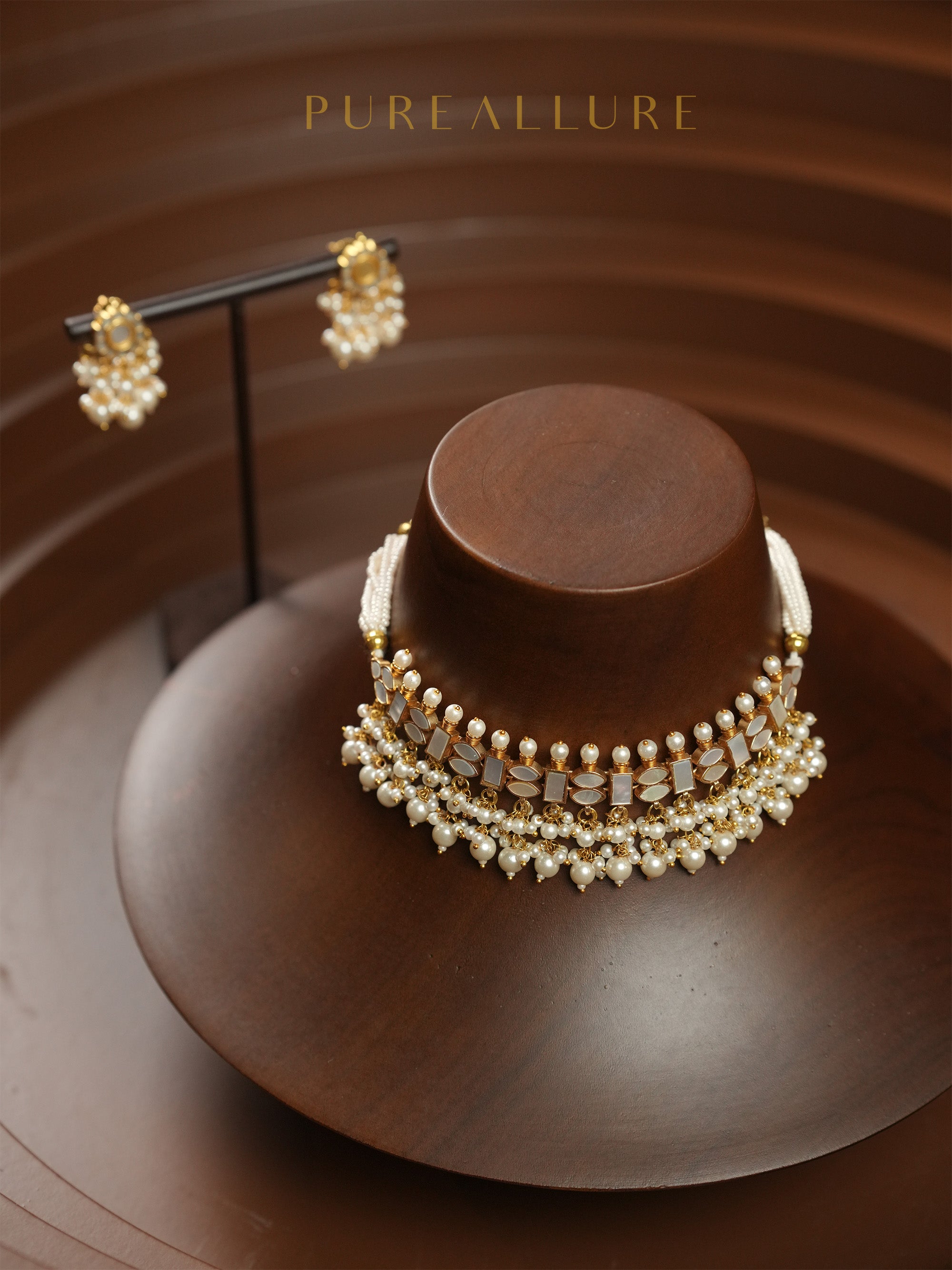 Avantika Necklace (MN236)