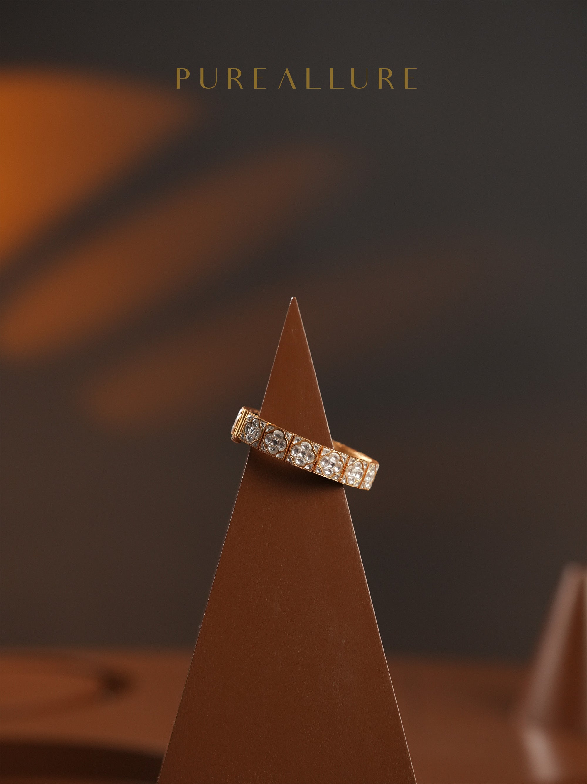 Nadira Bangle(B129)