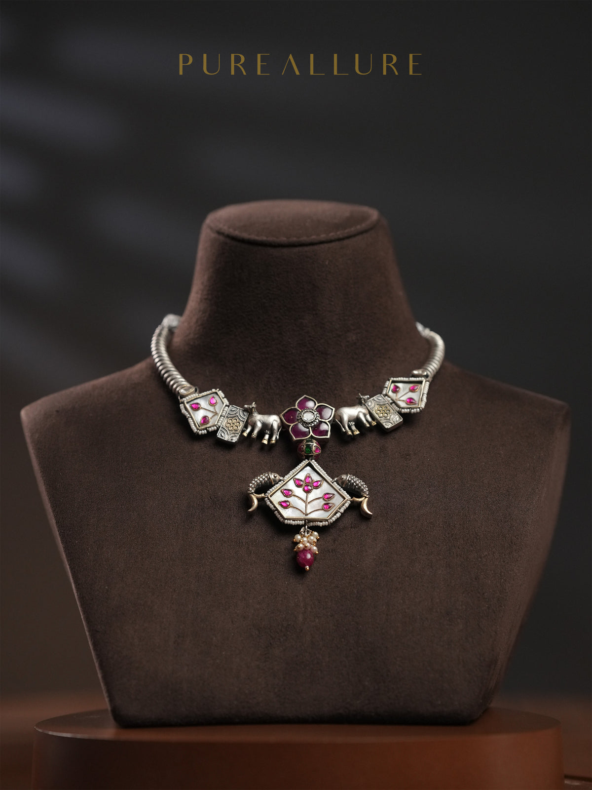 Badra  Necklace (KN86)