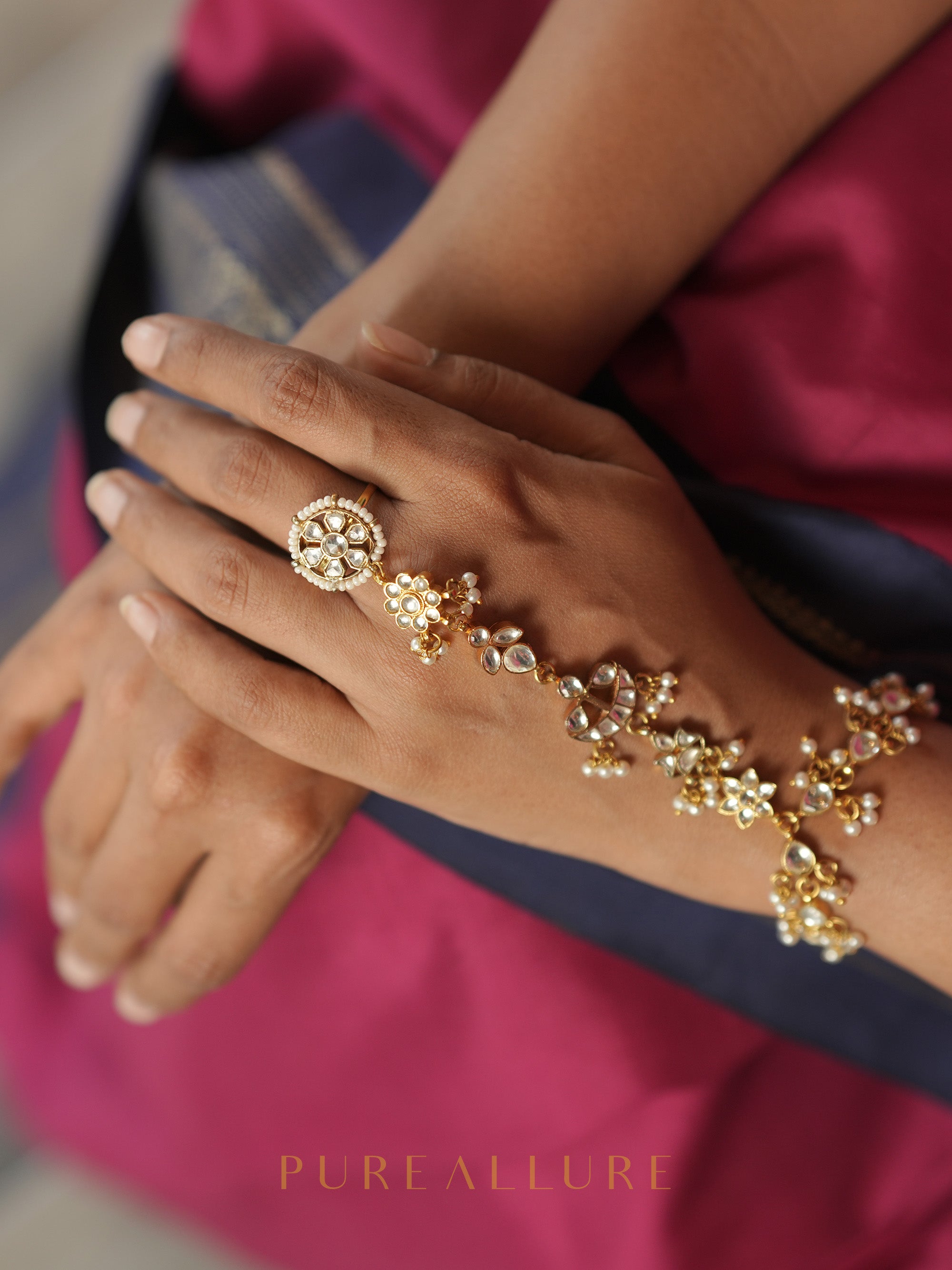 Priyamvada Haathphool (HP18)