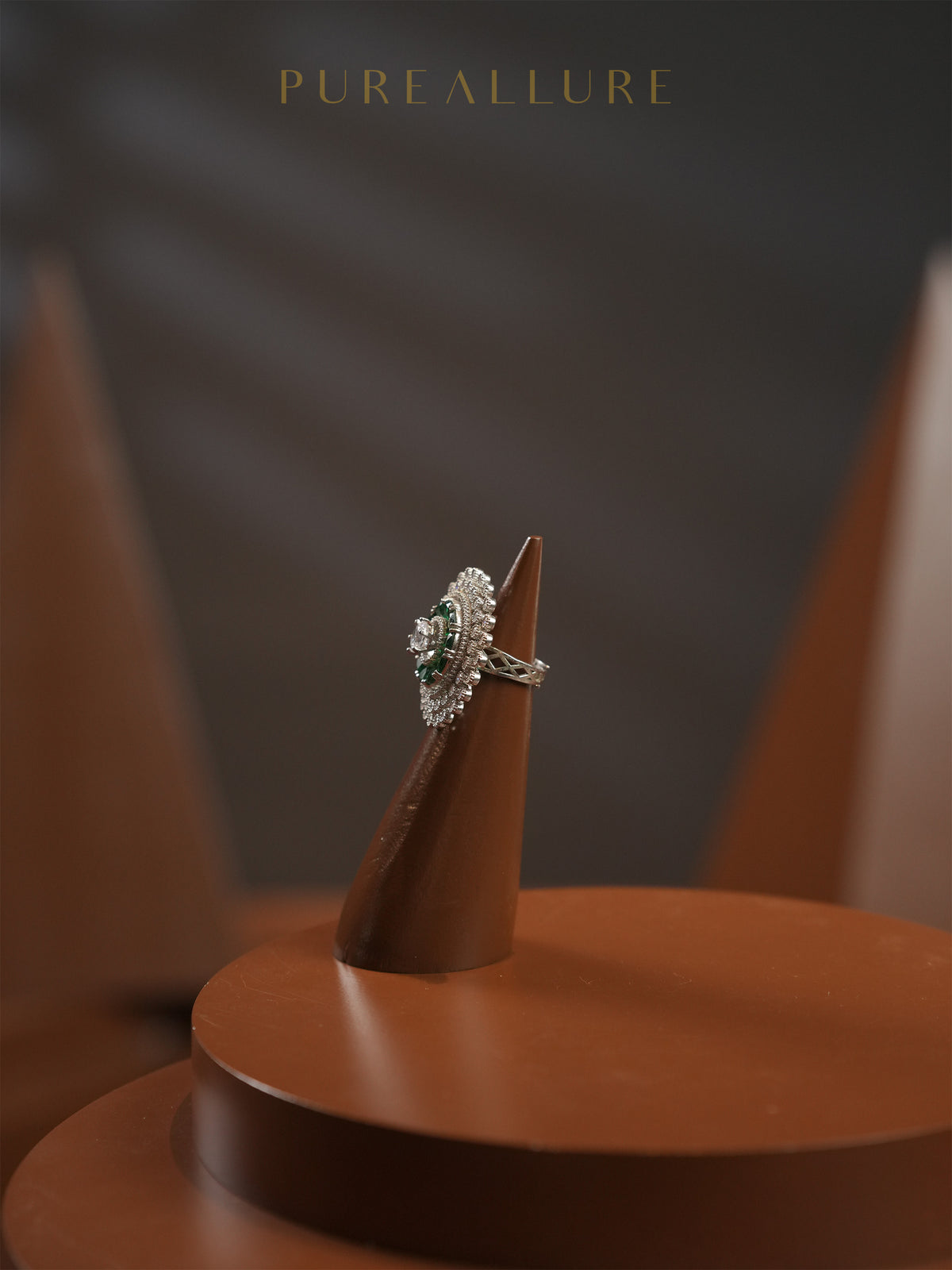 Nerin  Ring (ZR16)