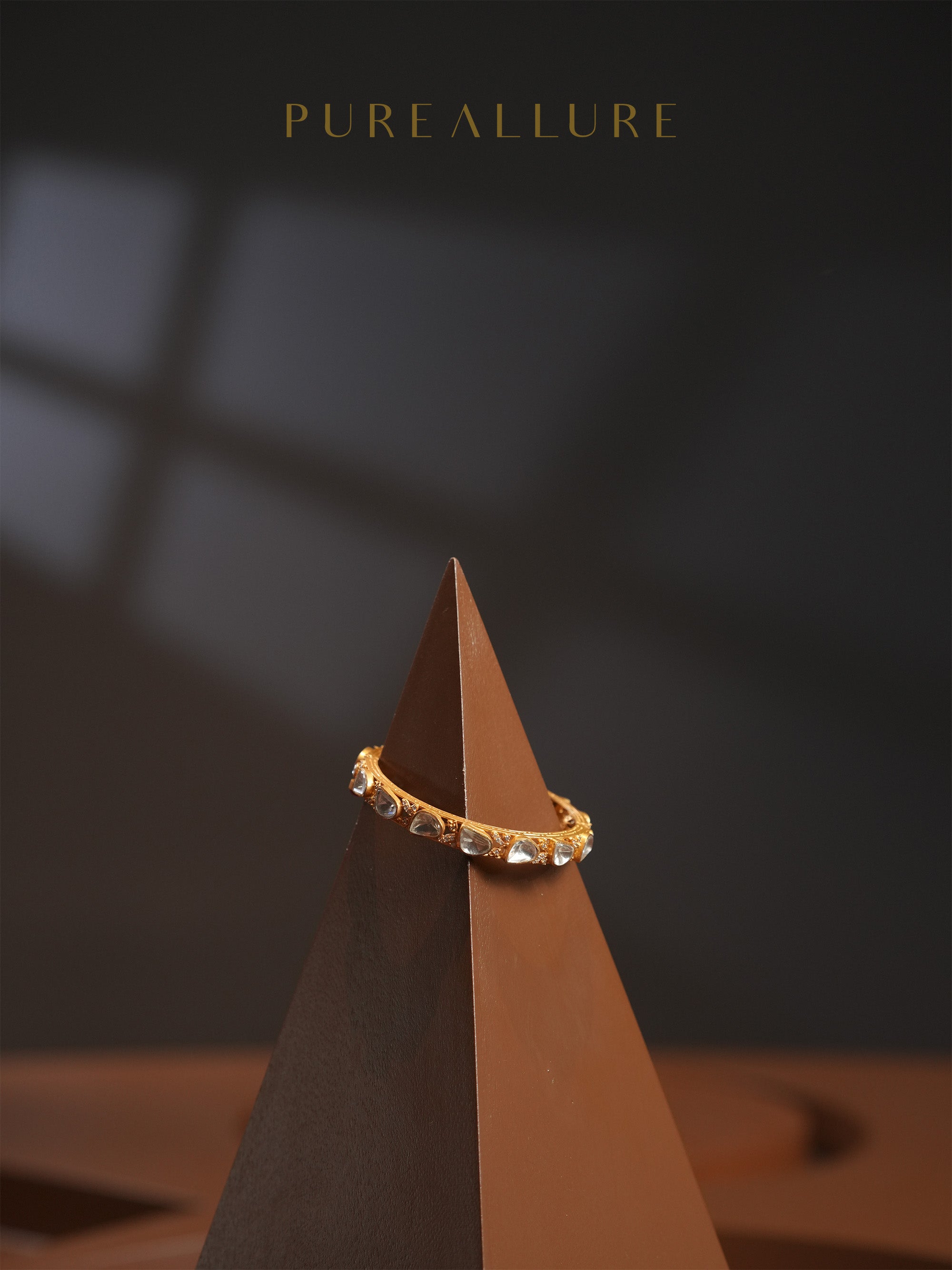 Yashasvini Bangle (B194)