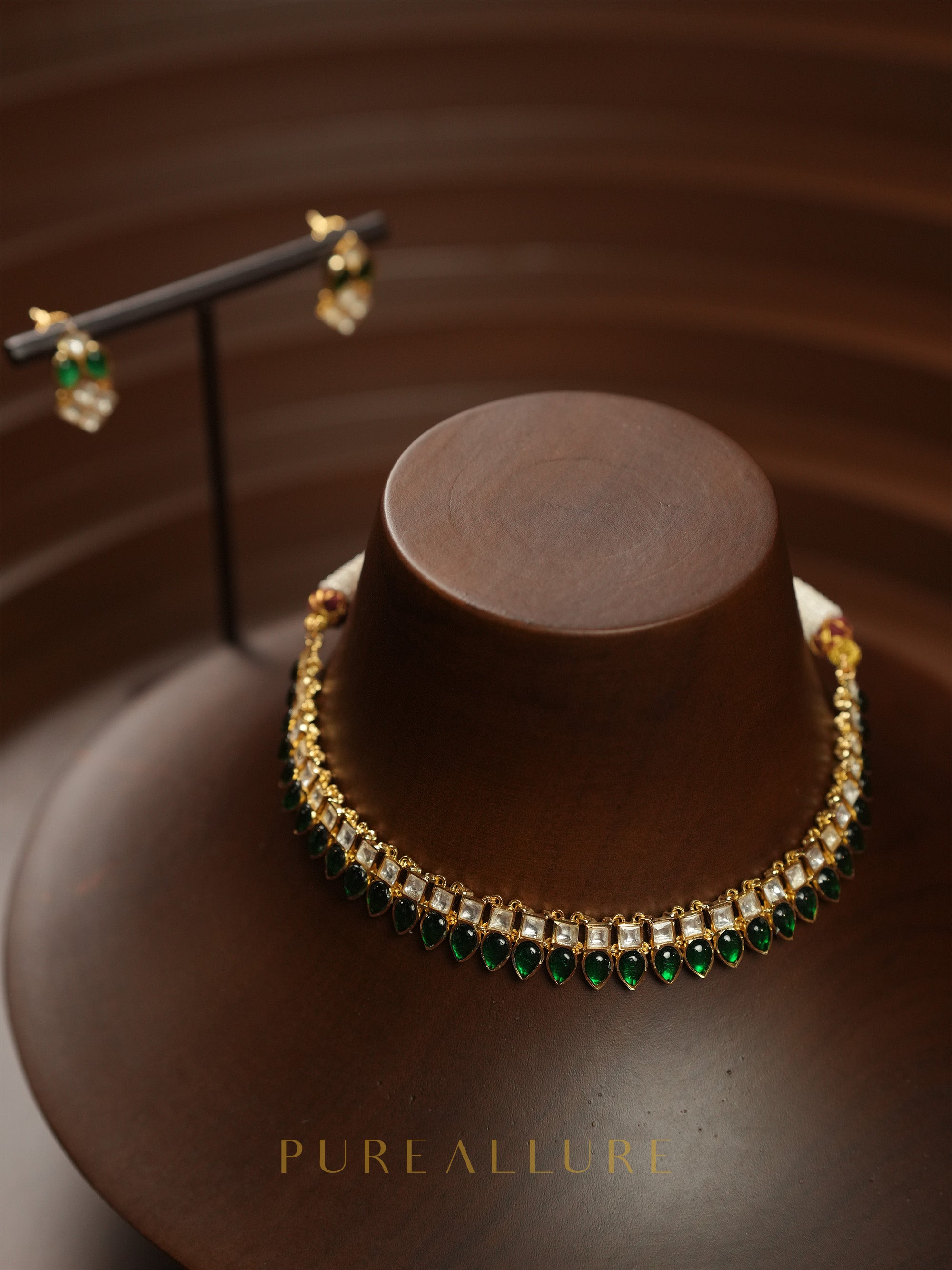 Sinla Necklace (KN332)