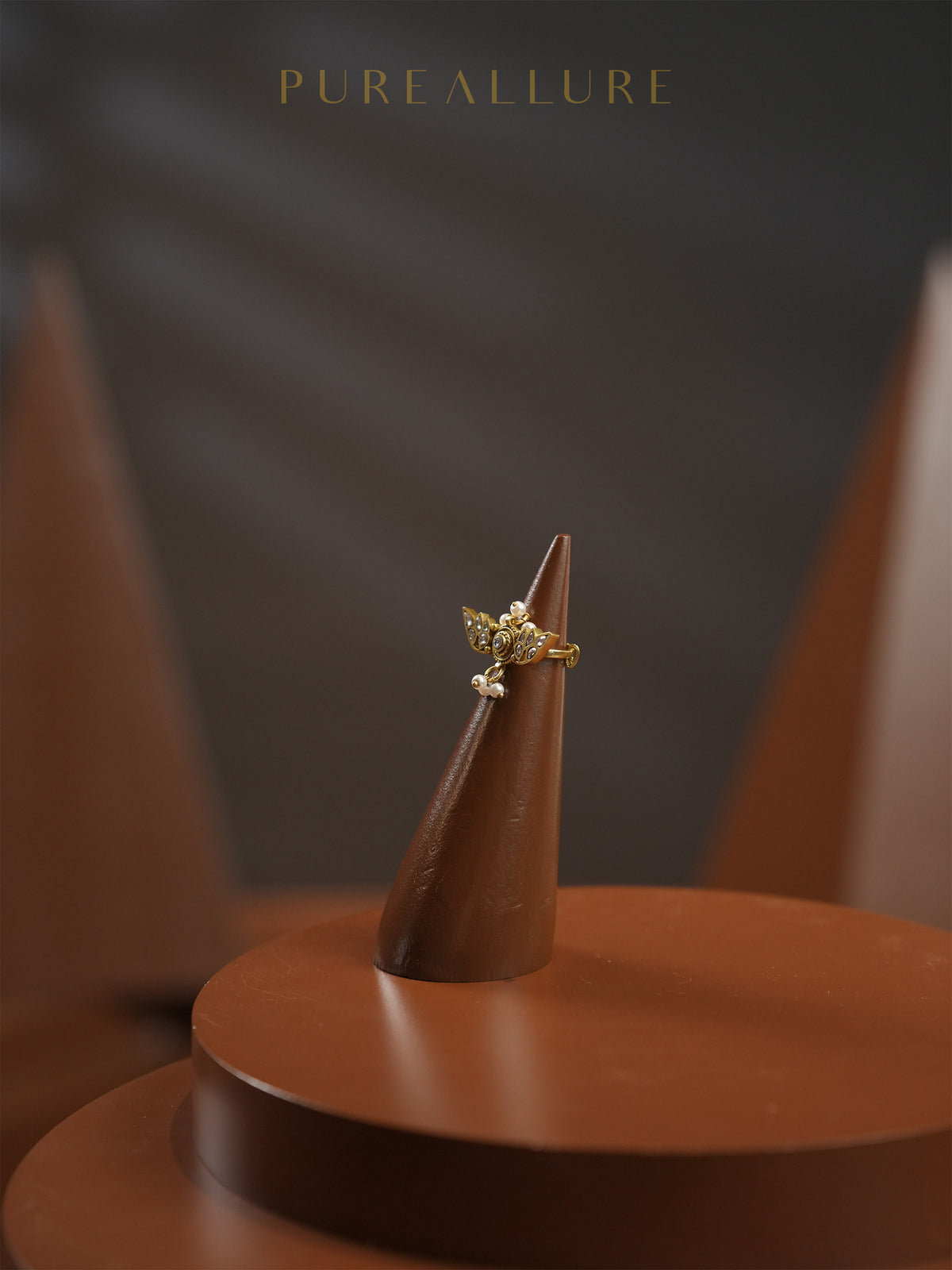 Pallavi  Ring (KR97)