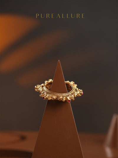 Tharni Bangle (B179)