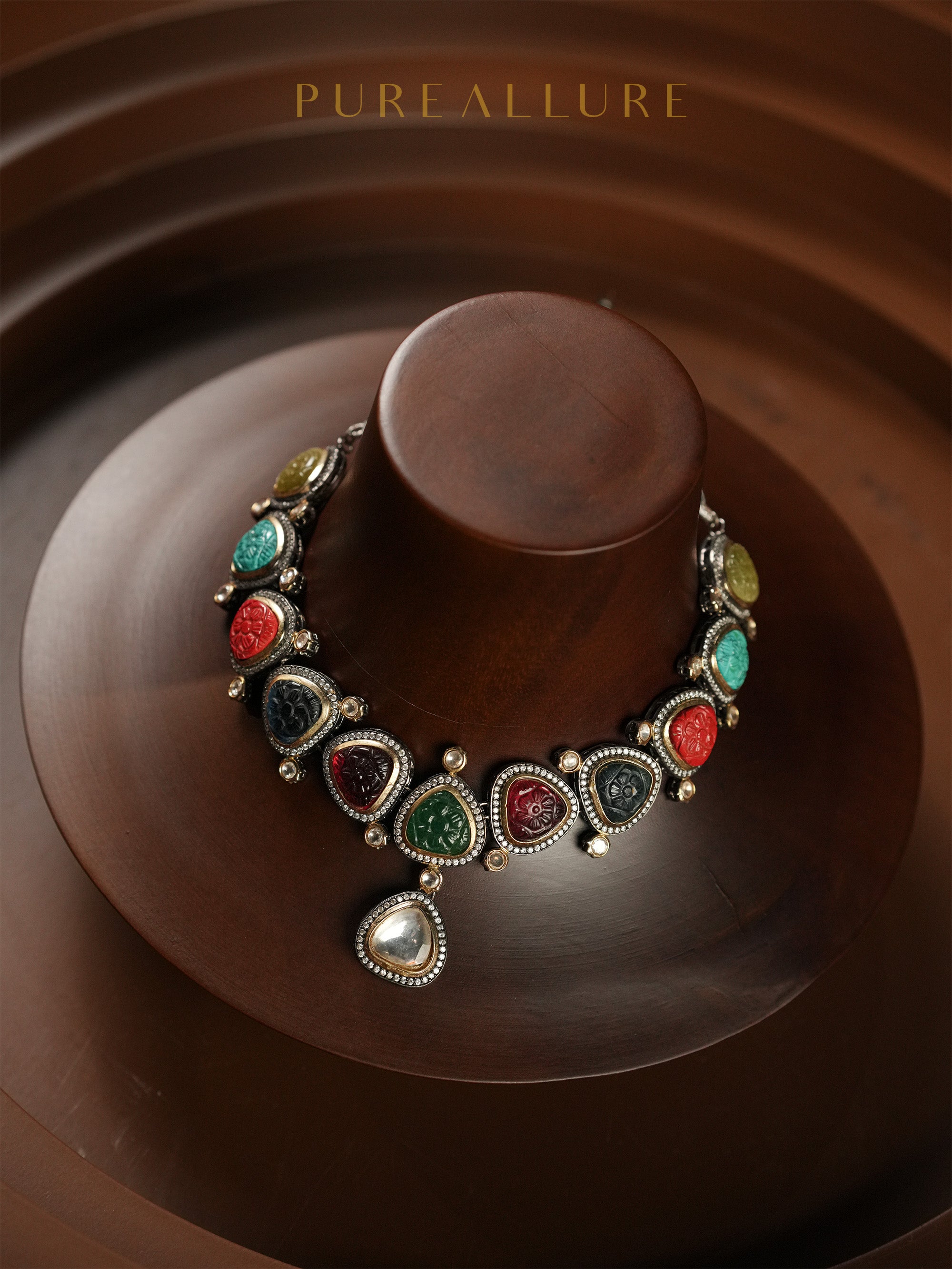 Yadhavi Necklace (N09)