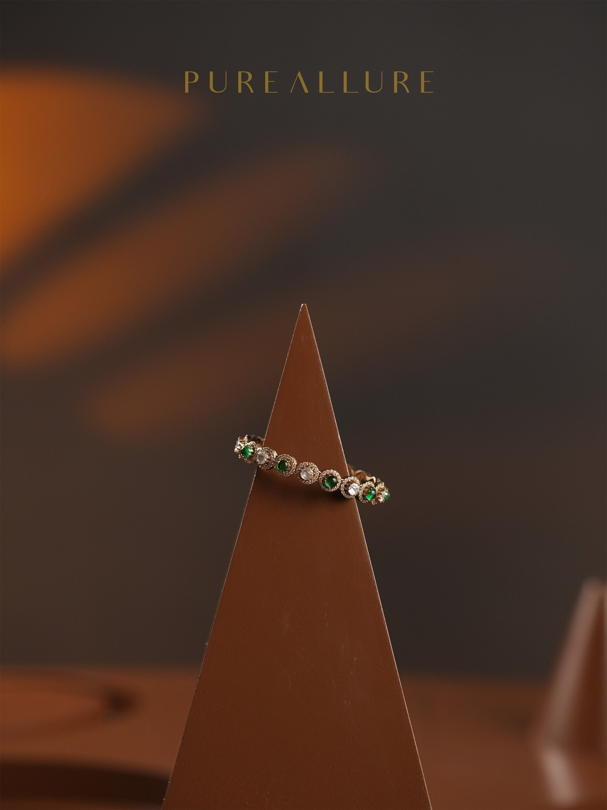 Prativa Bangle (B134)