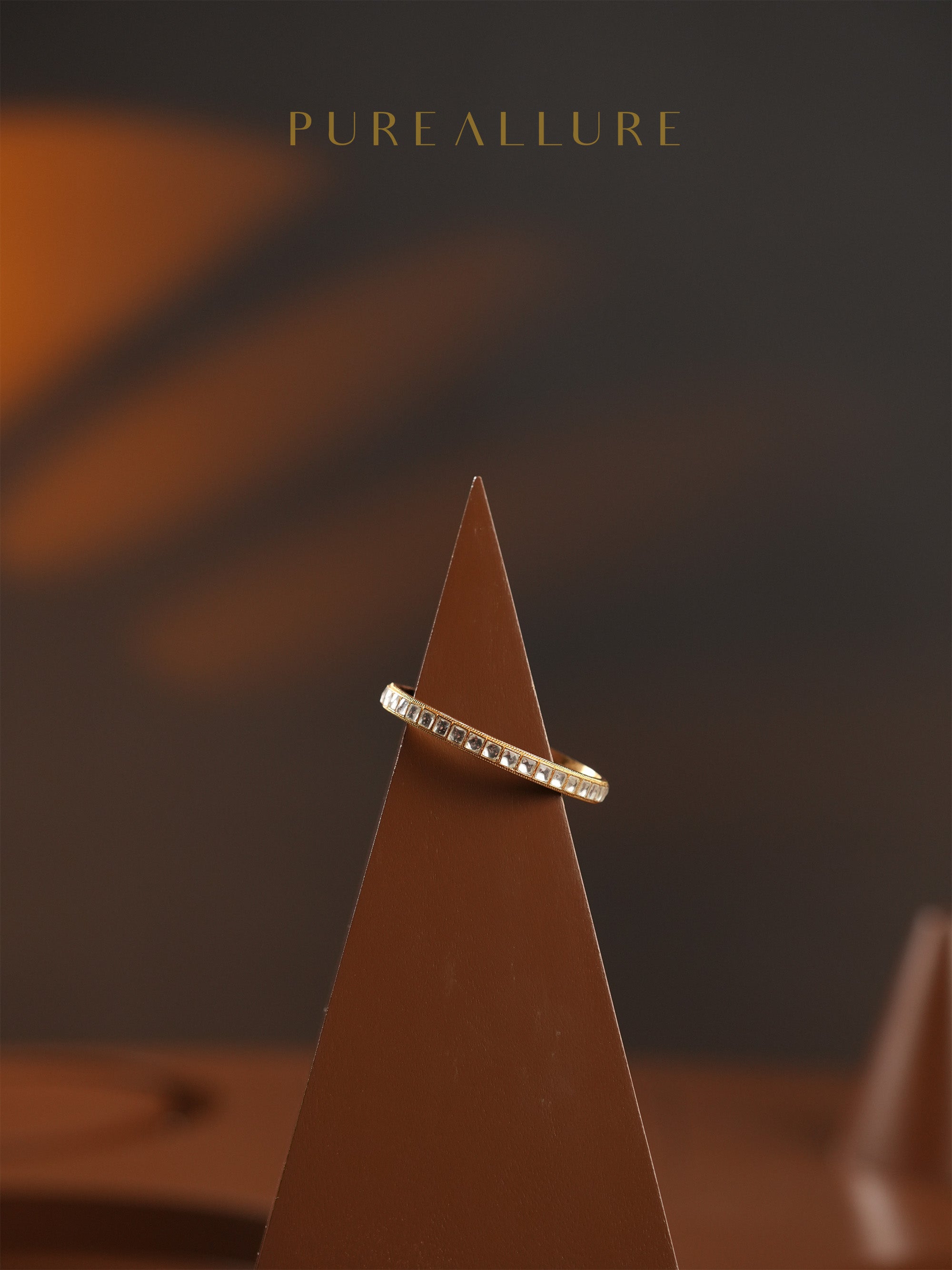 Rupasree Bangle (B219)