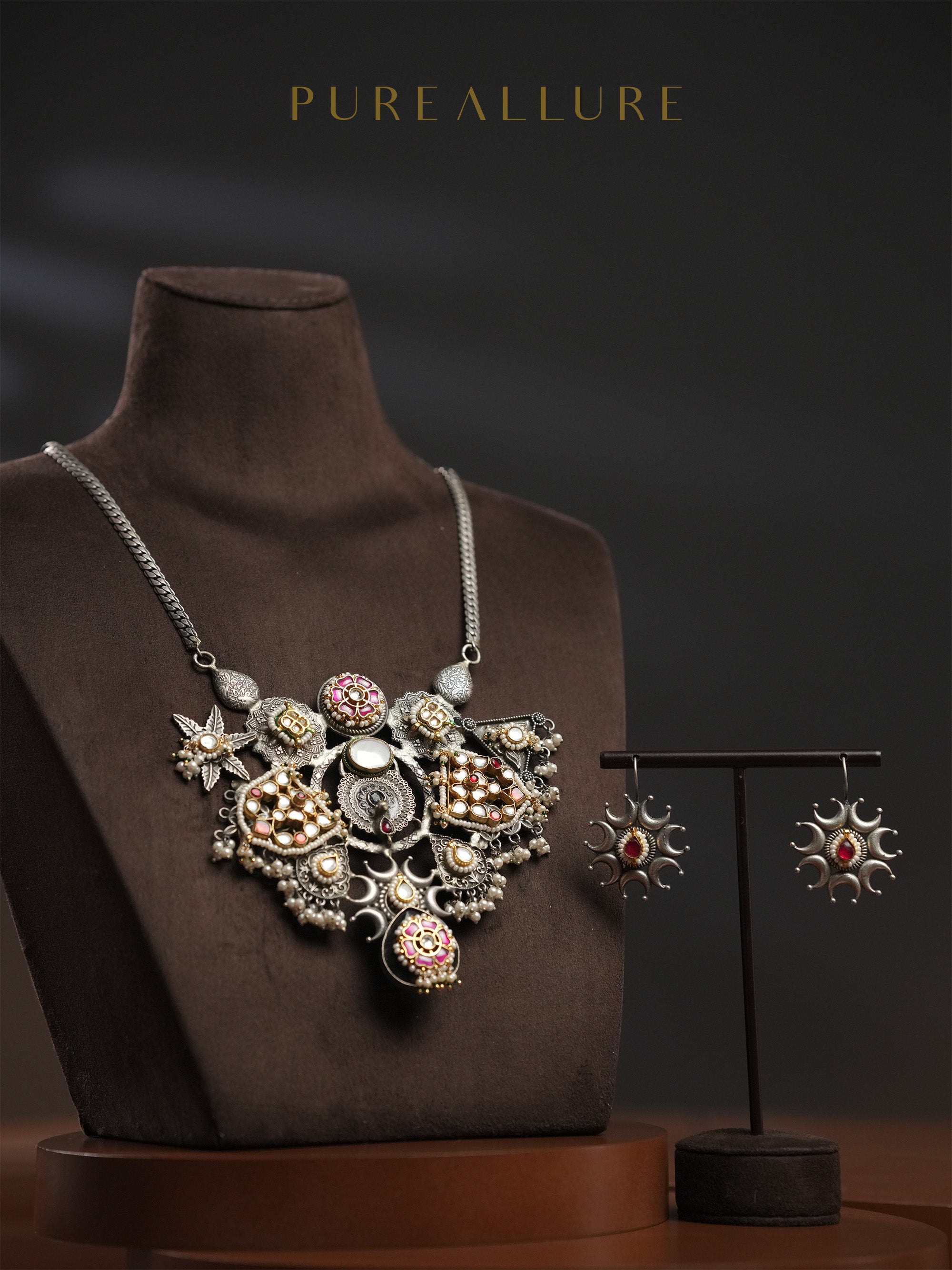 Anandha  Longchain (KL33)