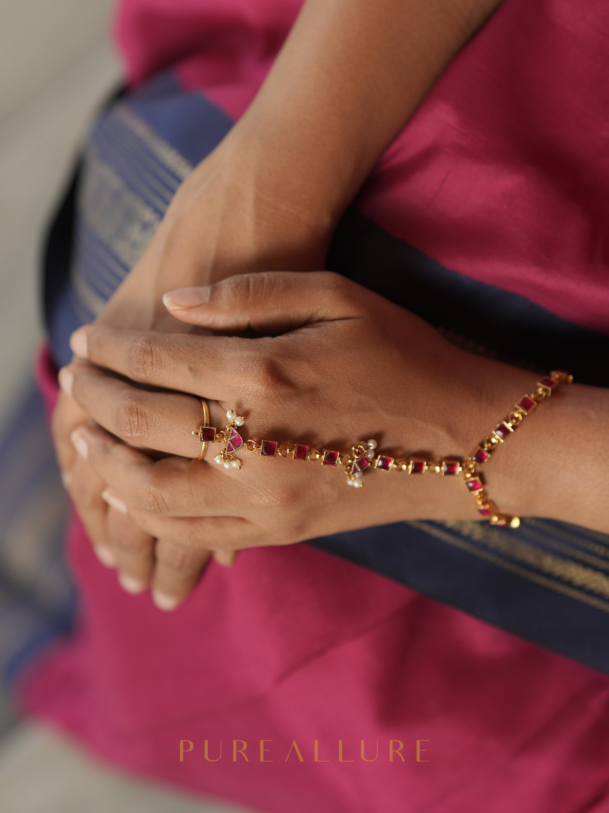Anokhi Haathphool (HP14)