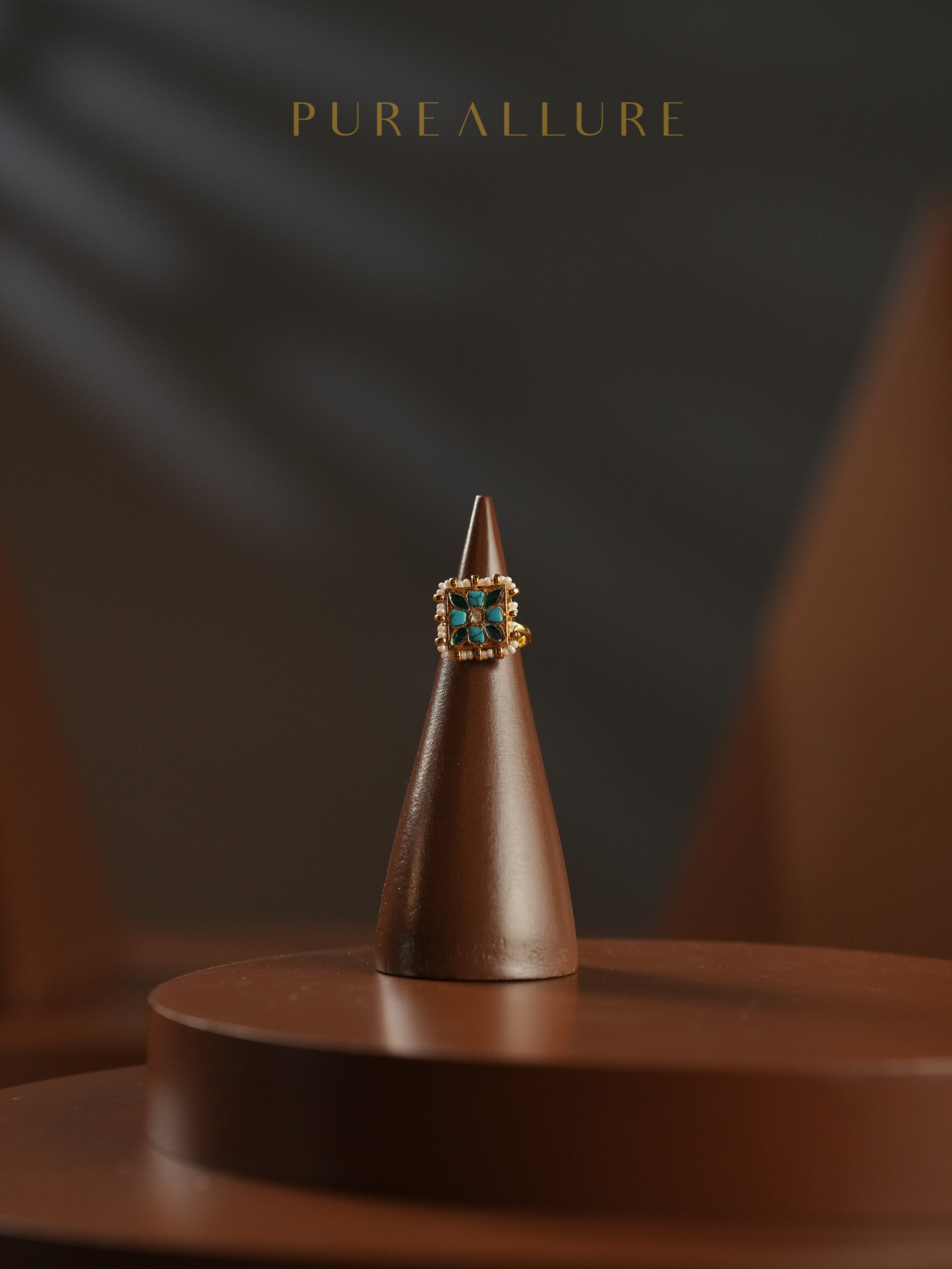 Nove Ring (KR164)