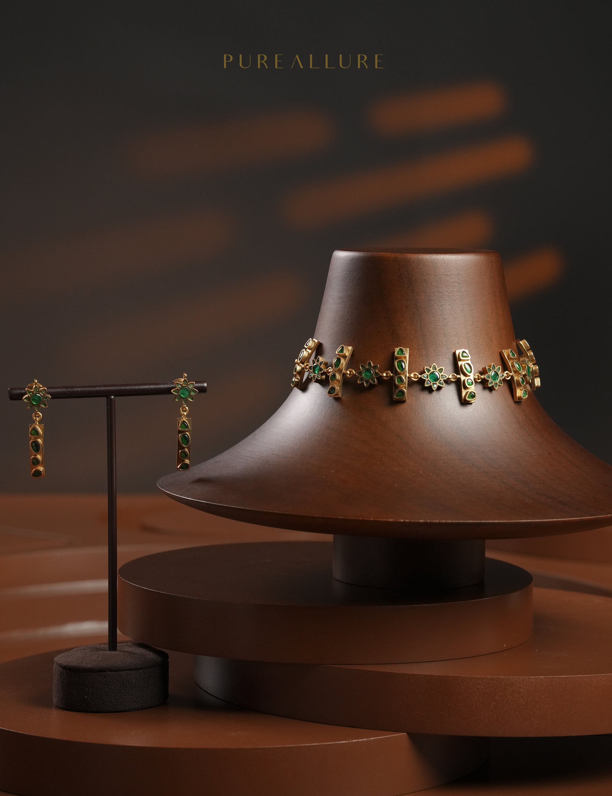 Aparajita Choker (KC215)