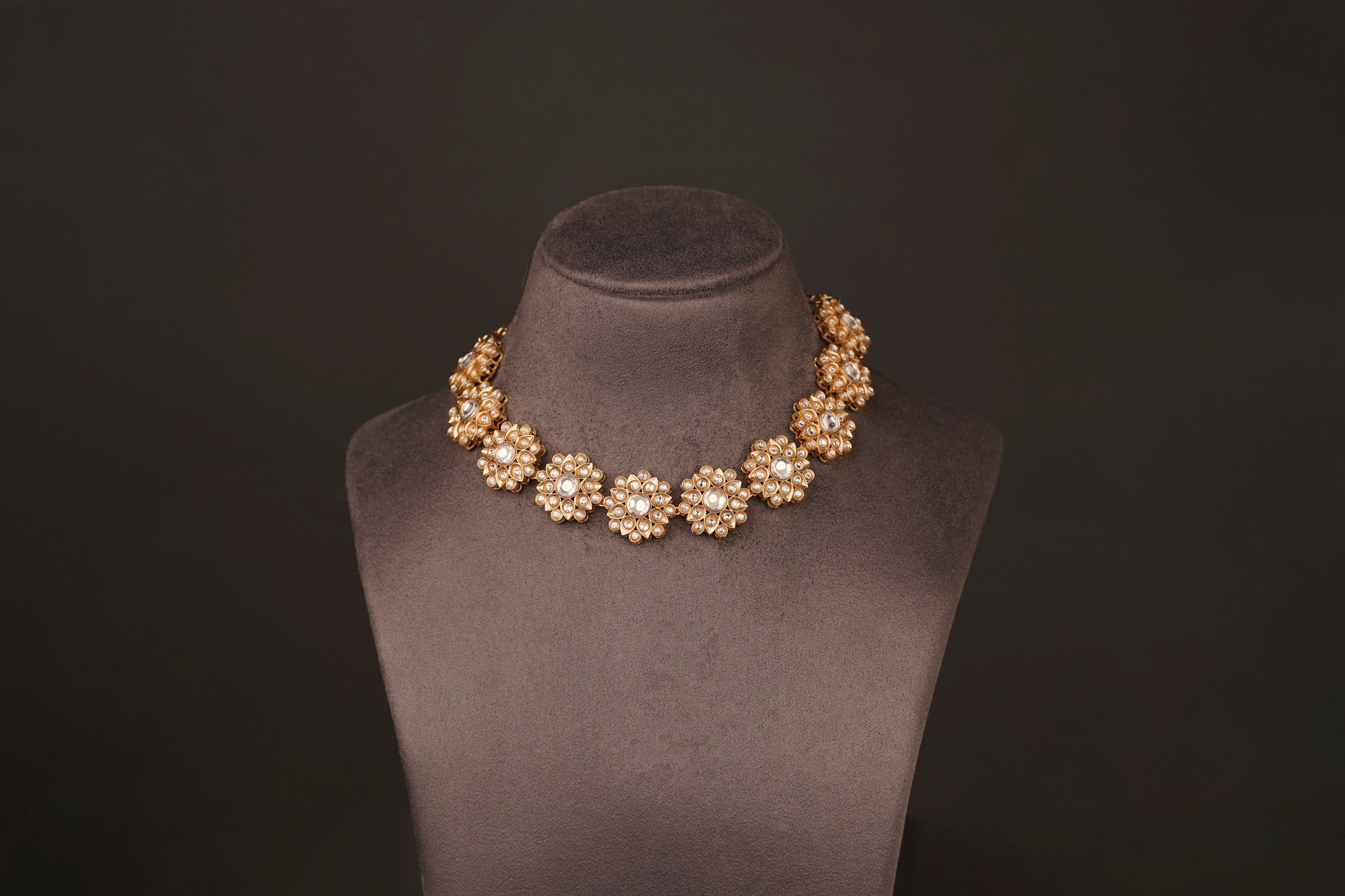 Punita Floral Necklaceset(KN124) - Pure Allure