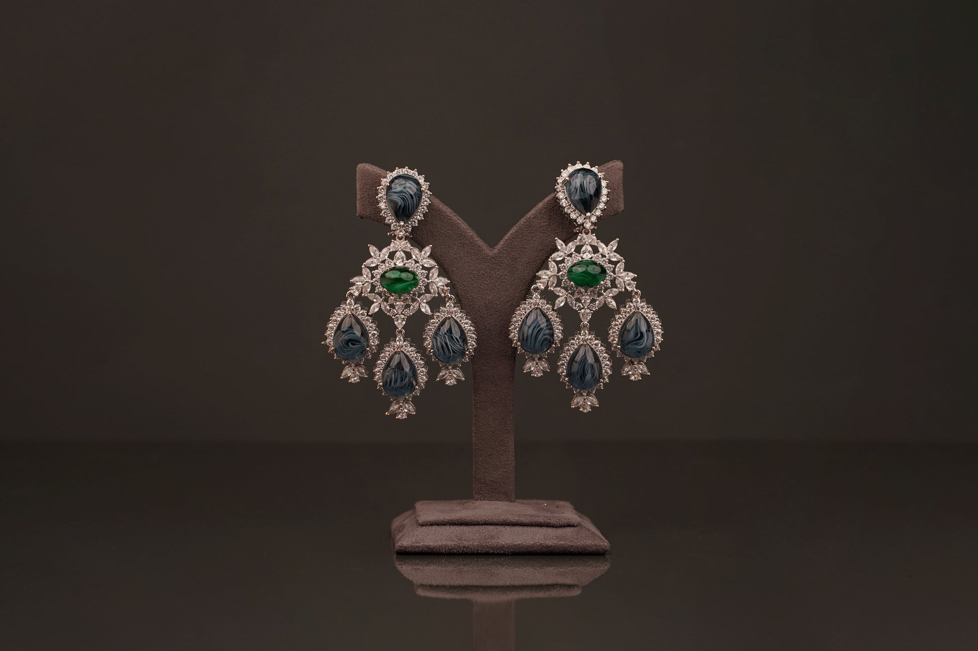 Esha earring(E207) - Pure Allure