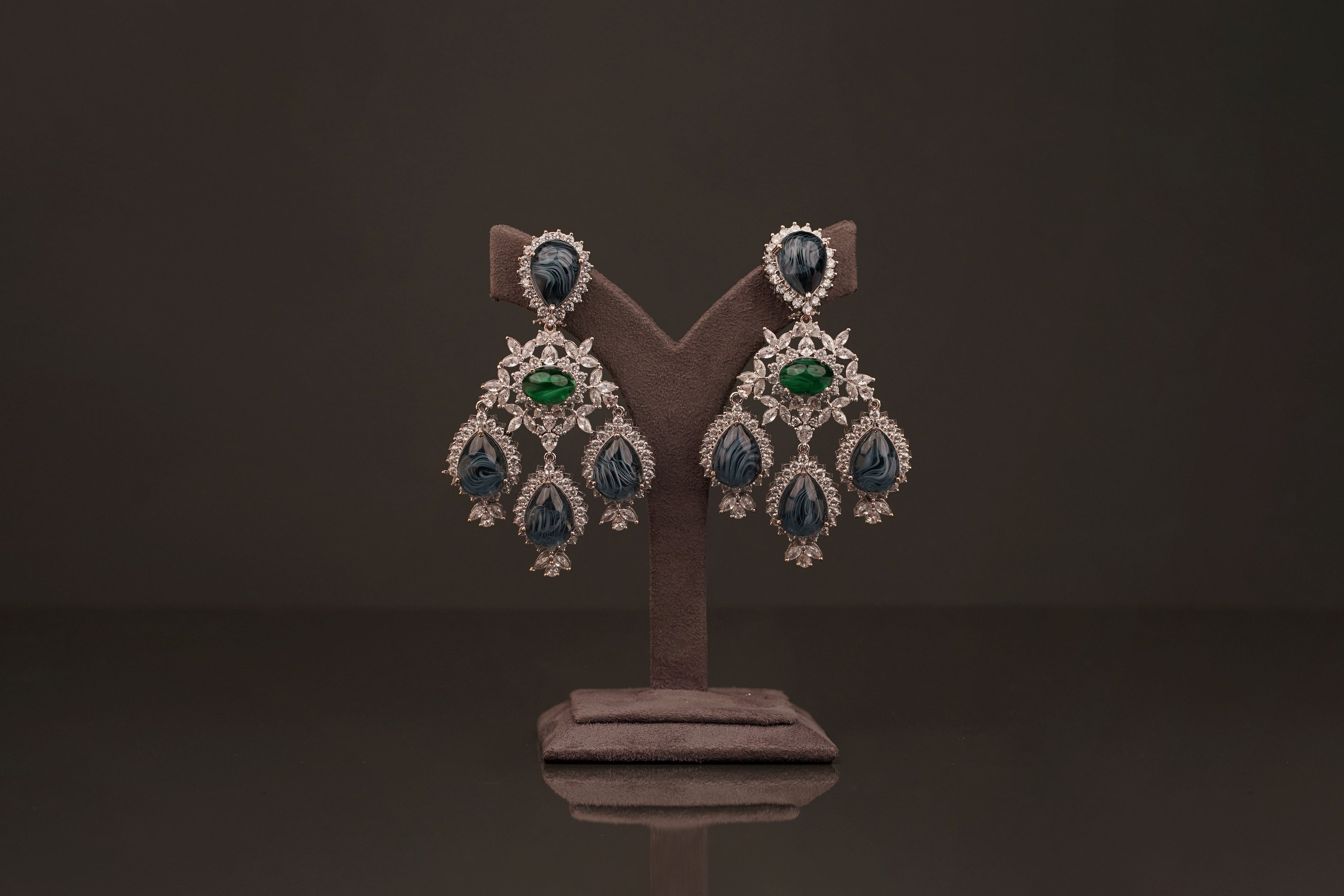 Esha earring(E207) - Pure Allure