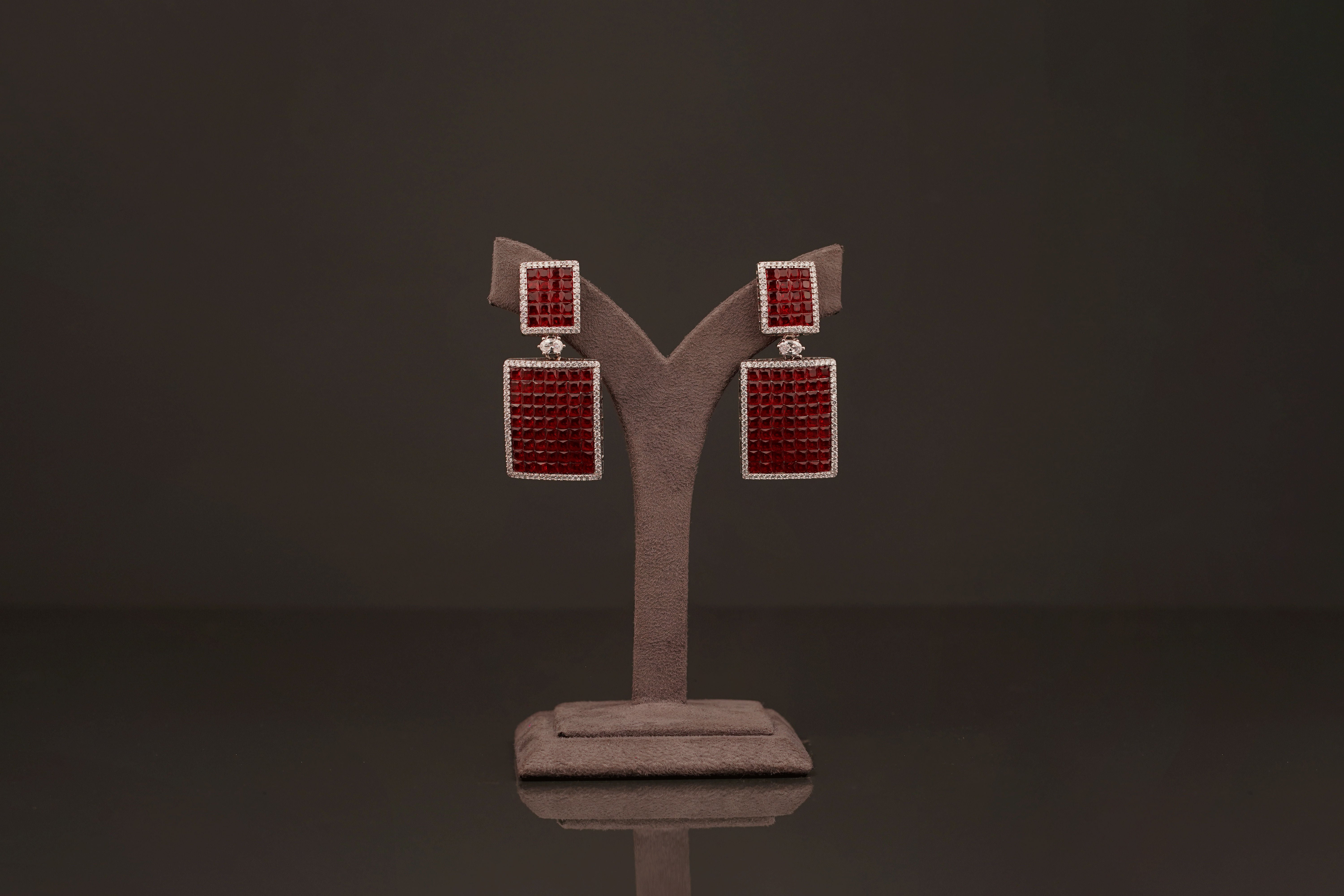 Scarlett Earring(E46) - Pure Allure