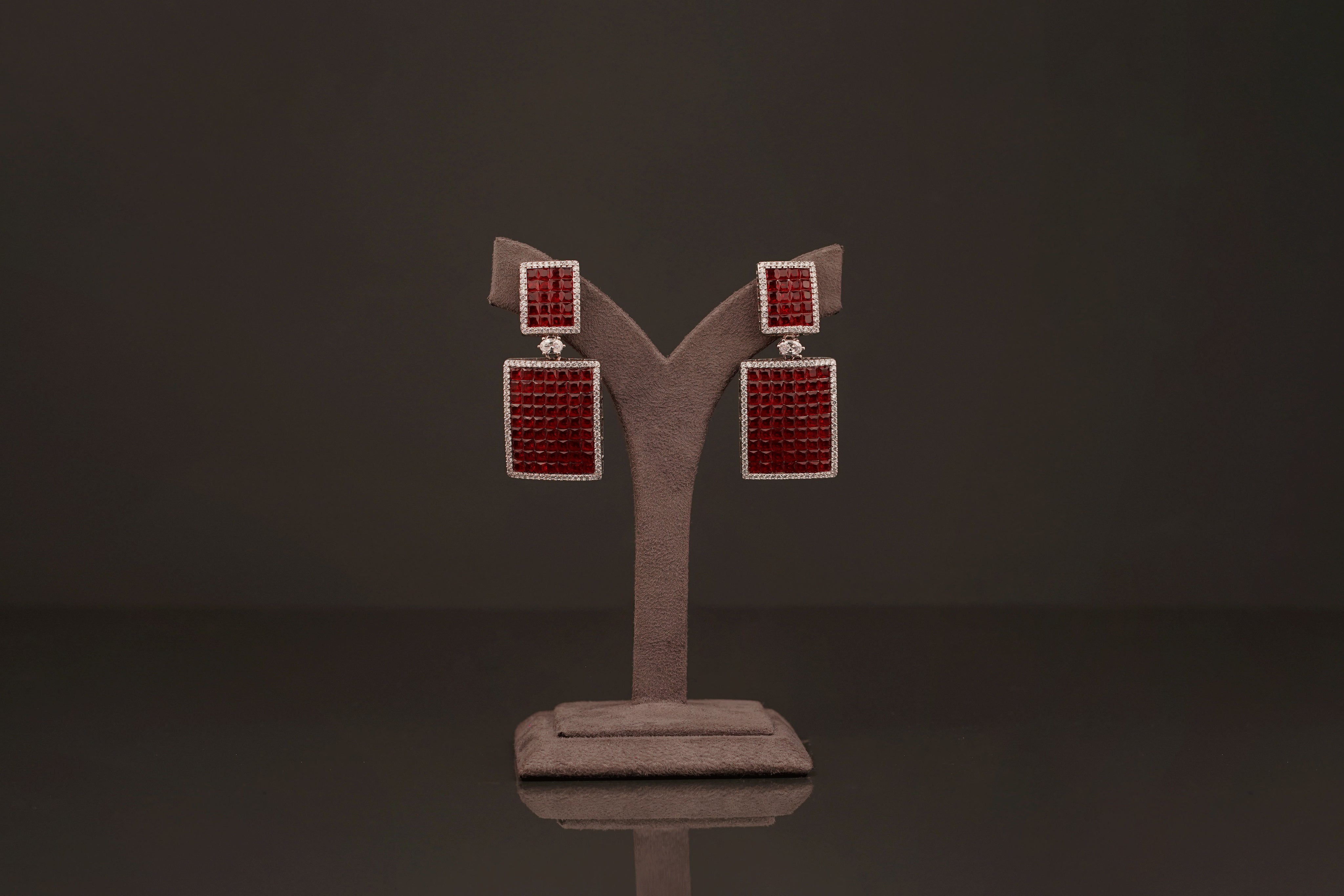 Scarlett Earring(E46) - Pure Allure