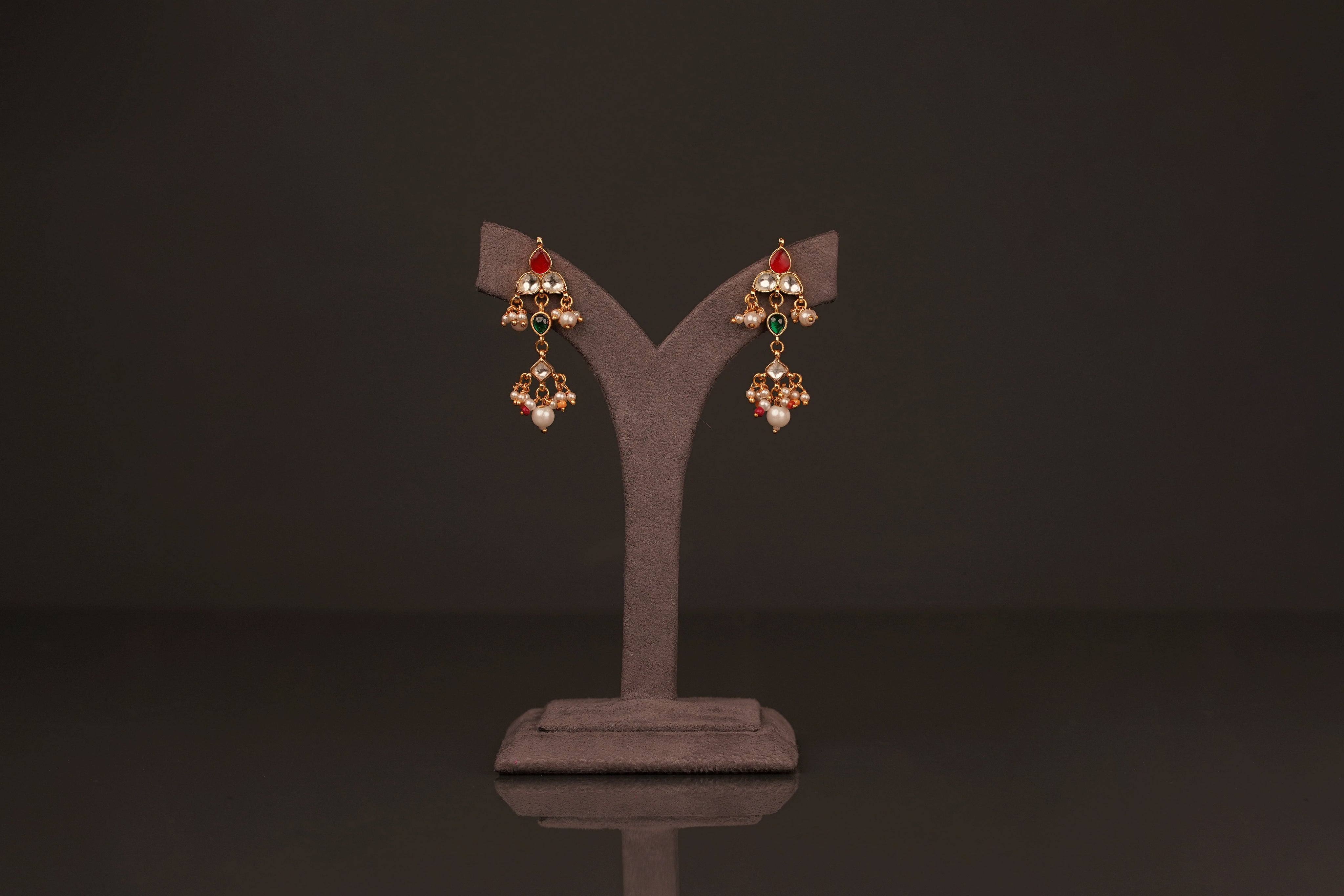 Aastha Necklaceset(KN95) - Pure Allure