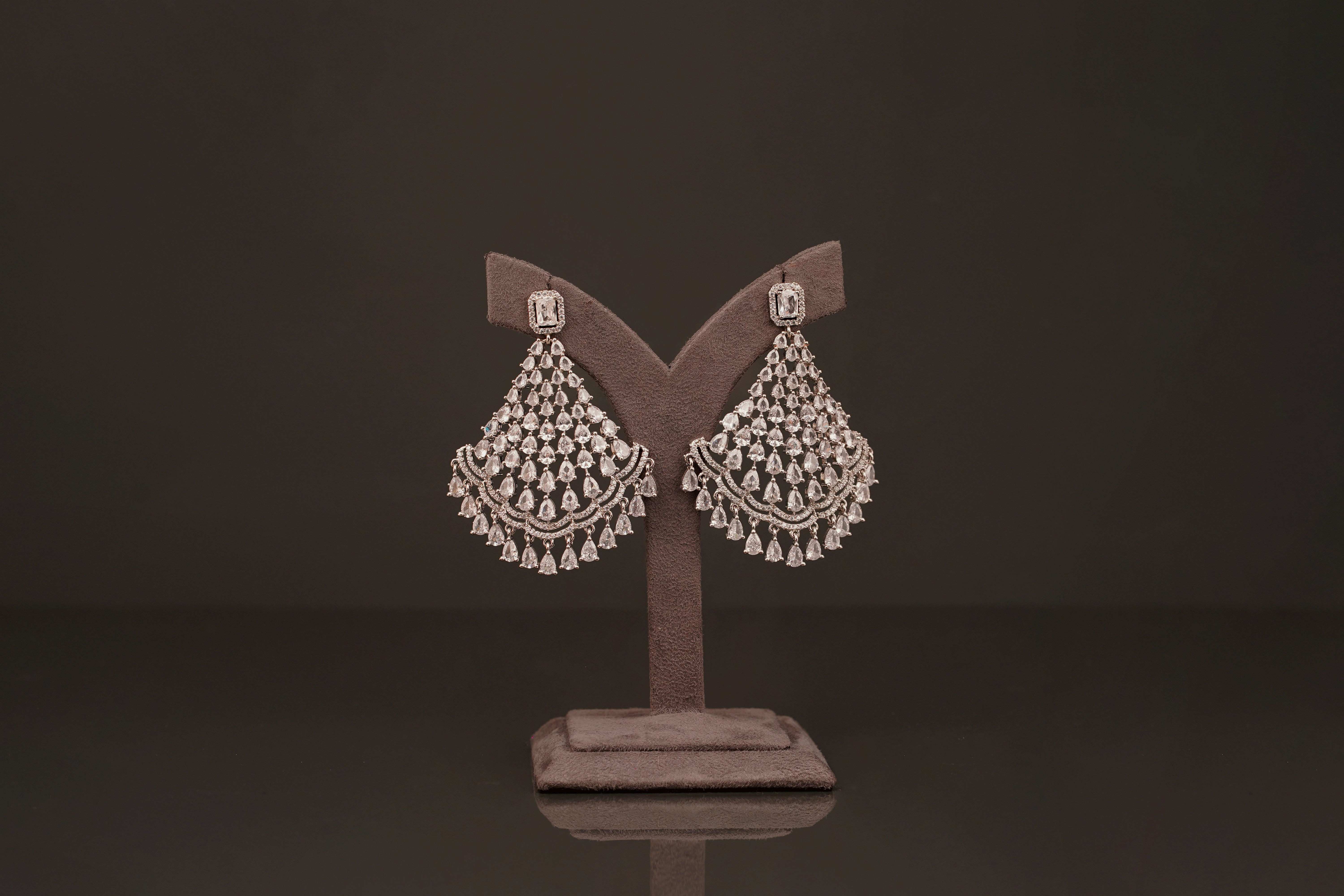 Alexis earring(E66) - Pure Allure