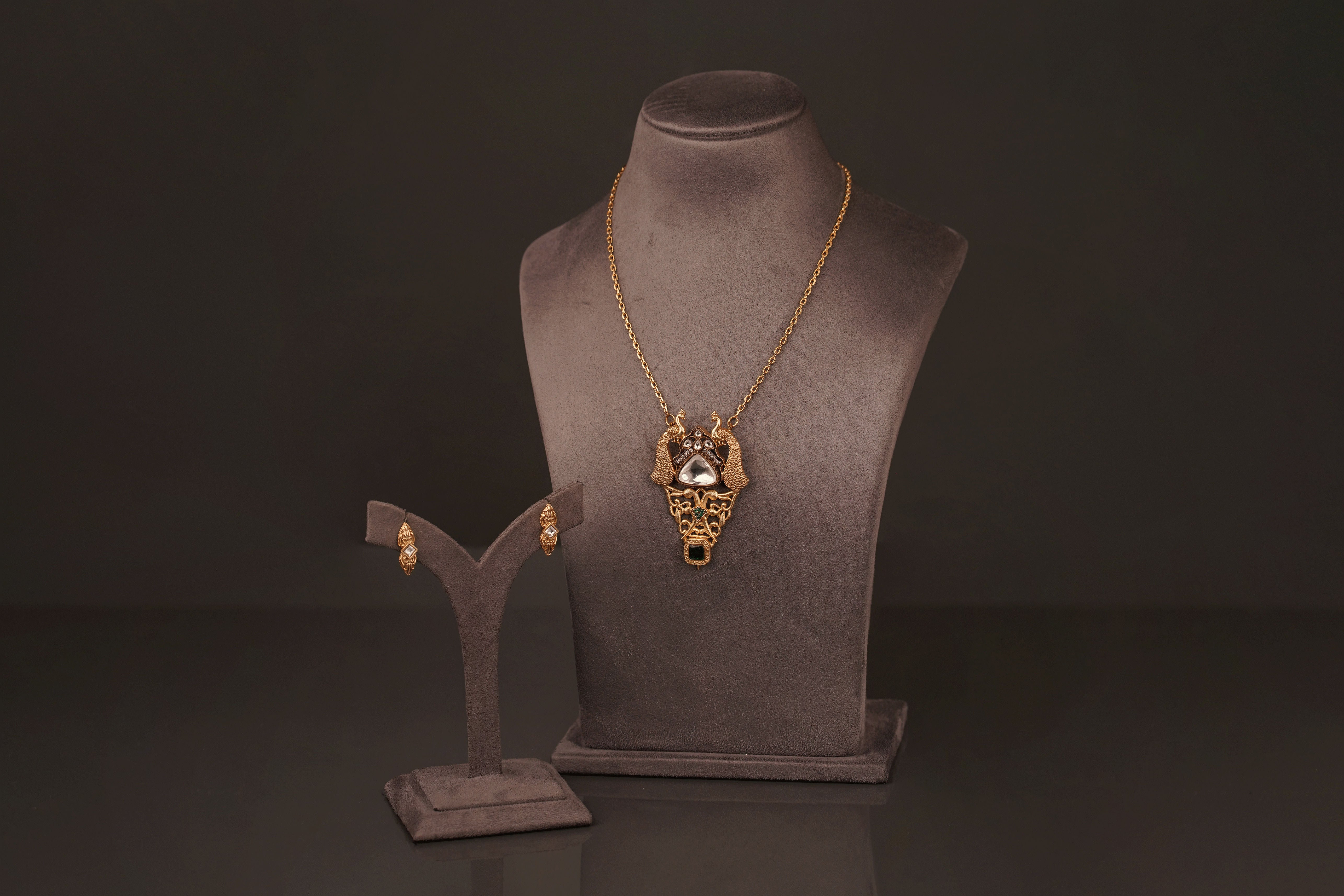 Ursala Longchain Set(KL04) - Pure Allure