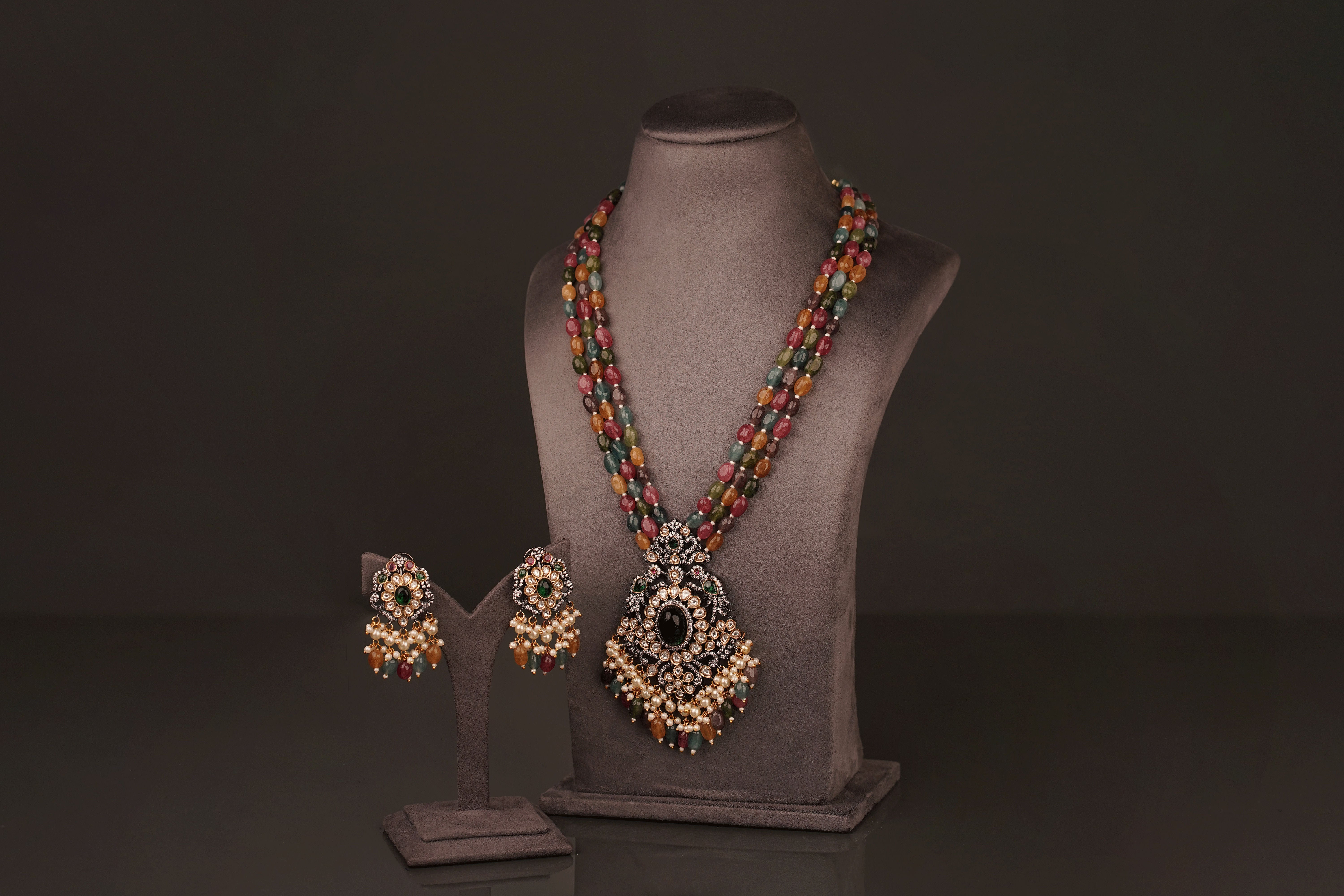 Akriti statement Set(KL02) - Pure Allure