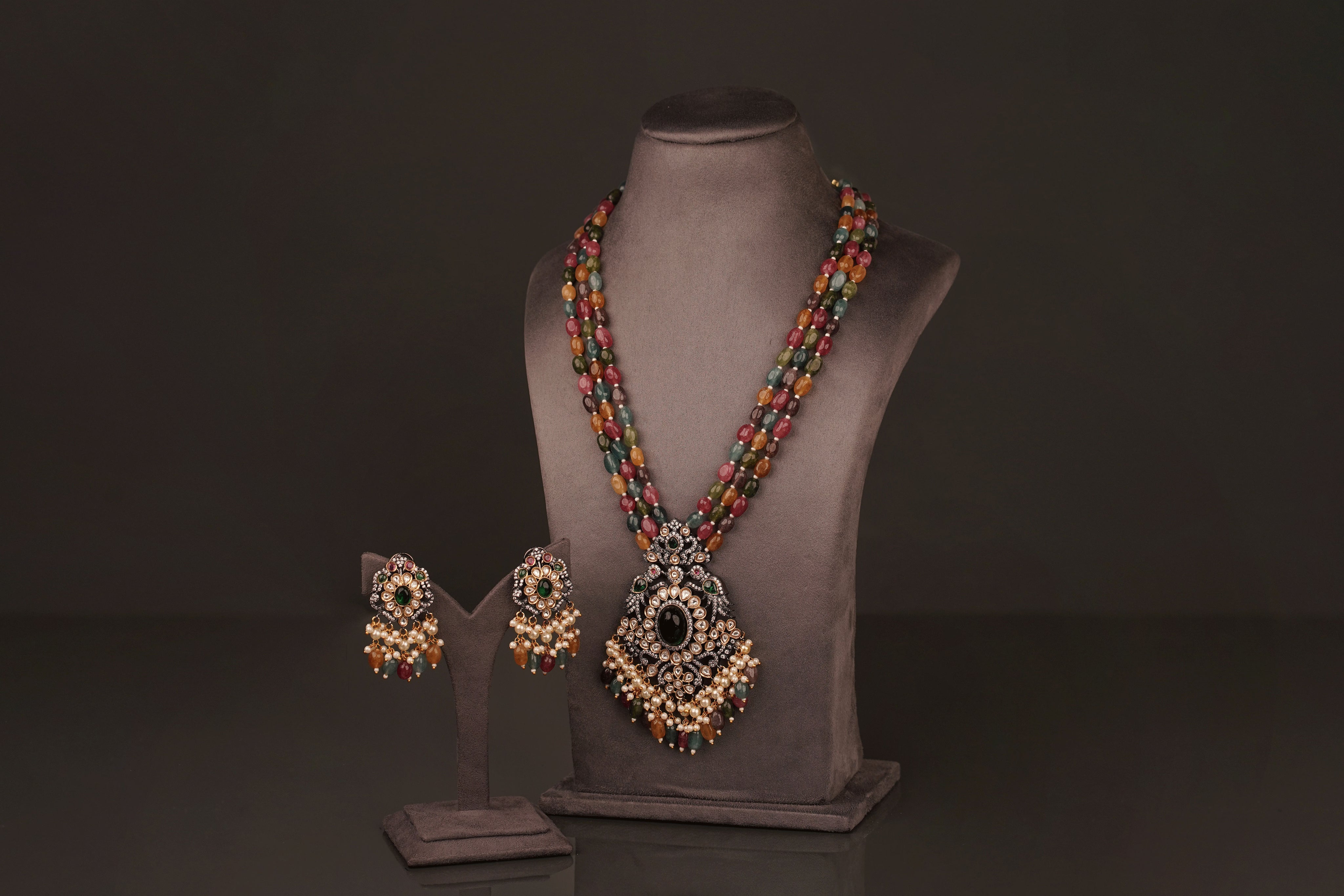 Akriti statement Set(KL02) - Pure Allure