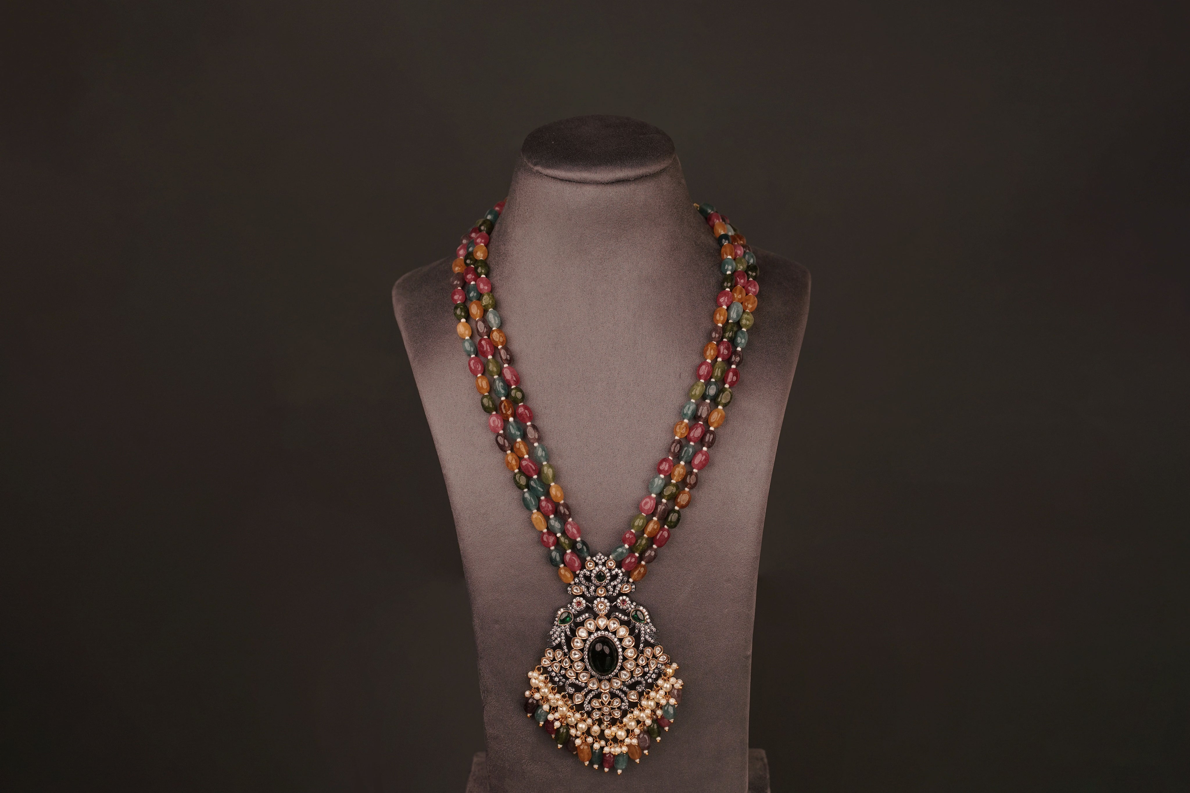 Akriti statement Set(KL02) - Pure Allure