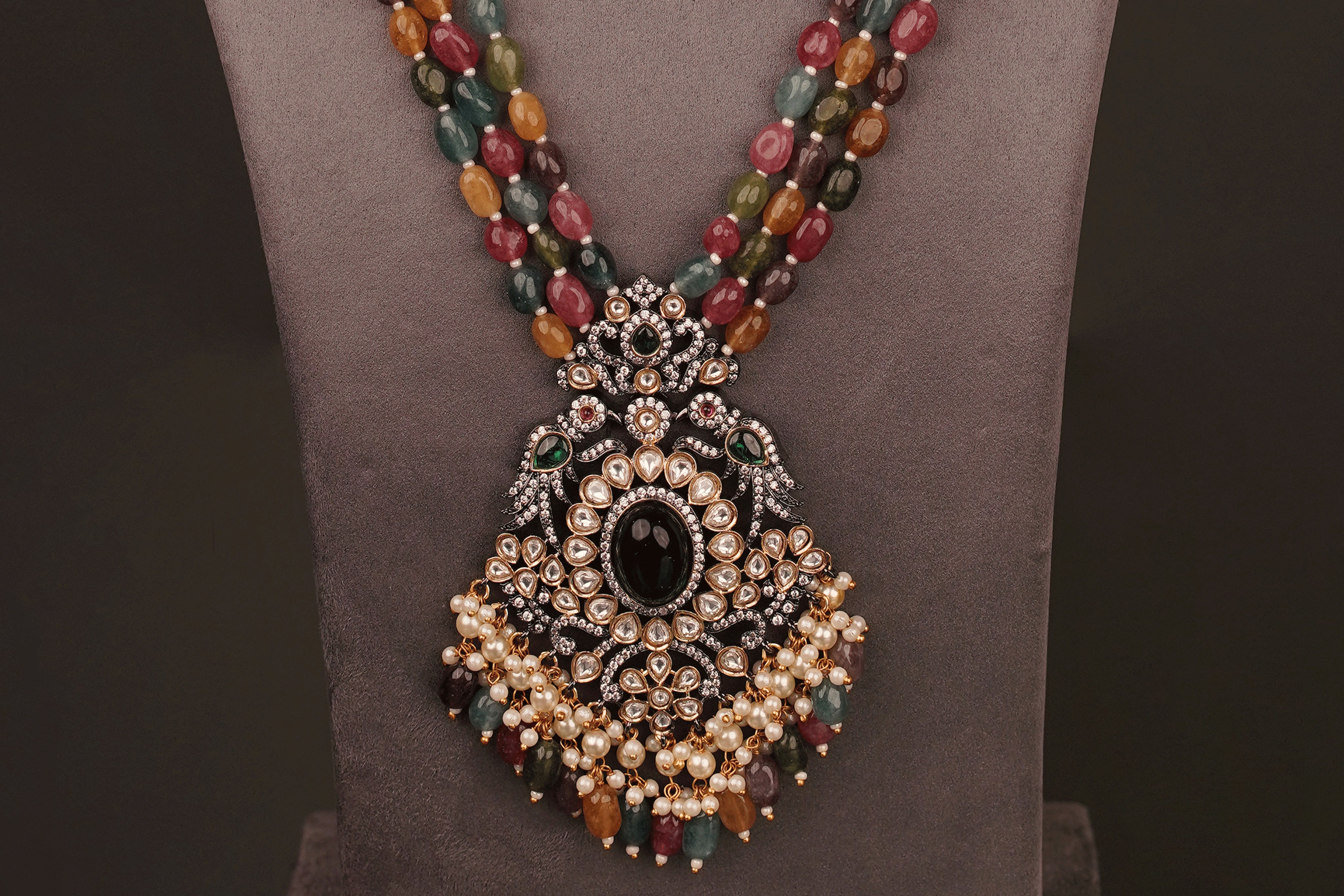 Akriti statement Set(KL02) - Pure Allure