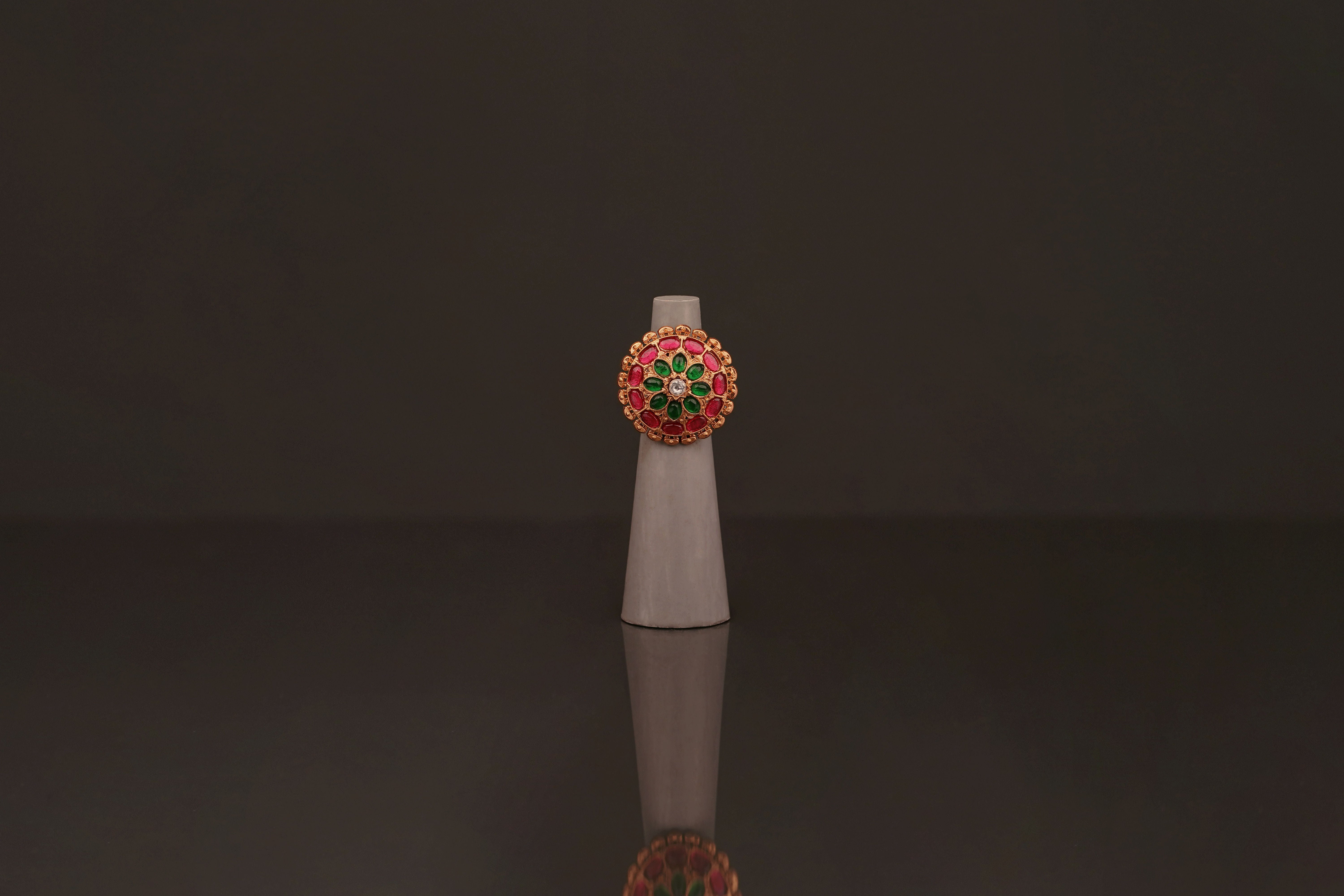 Manasi Ring(KR78) - Pure Allure