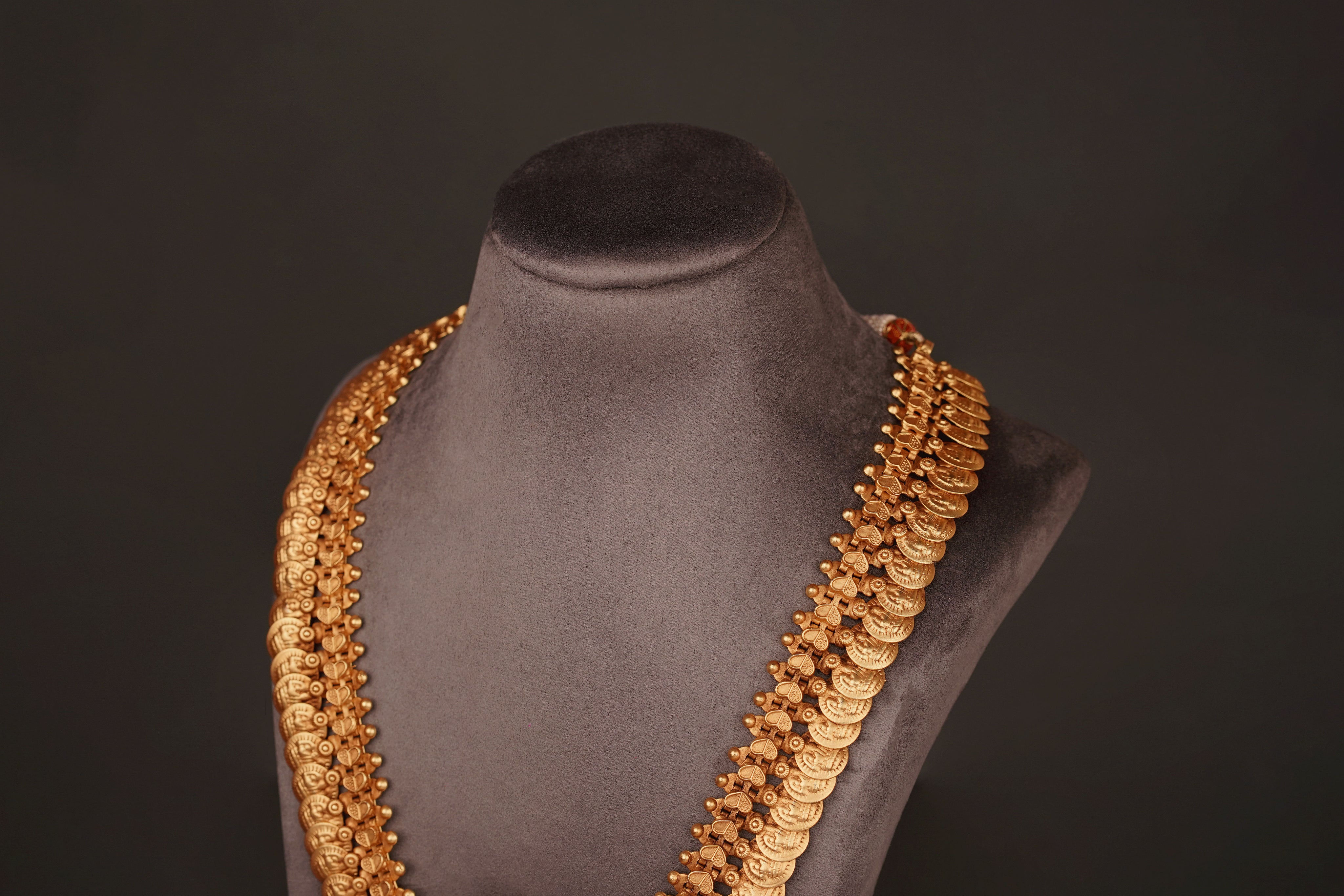 Gauri Traditional Longchain(KL47) - Pure Allure