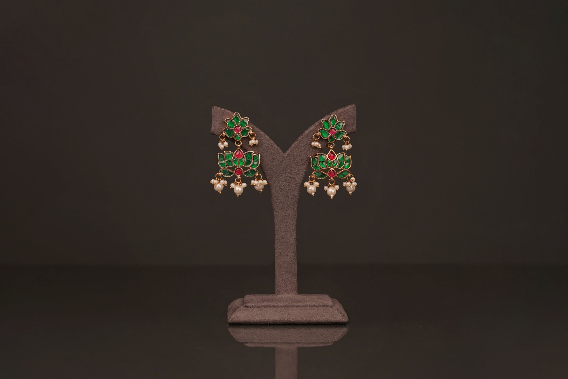 Aryanvi Longchain(KL19) - Pure Allure