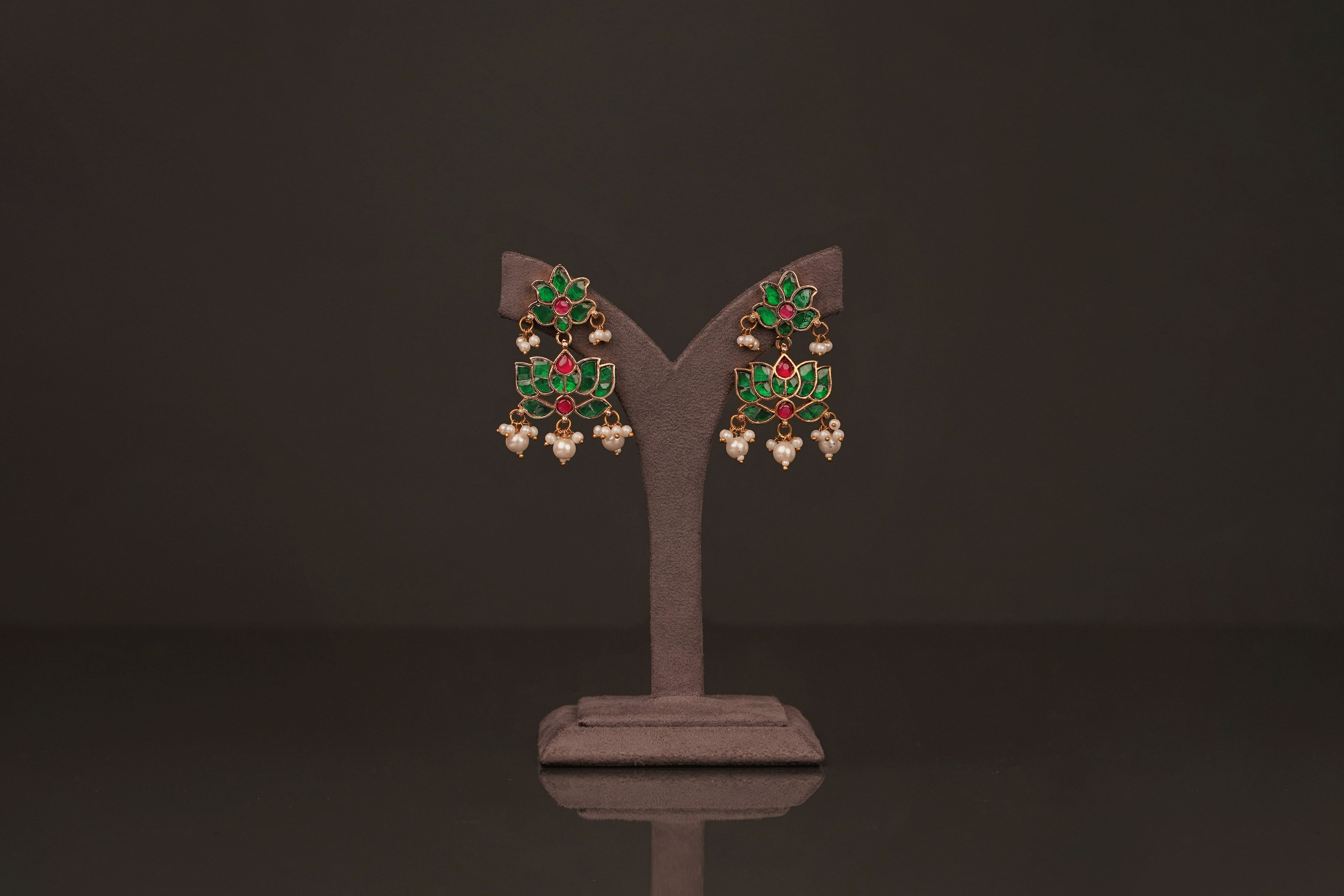 Aryanvi Longchain(KL19) - Pure Allure