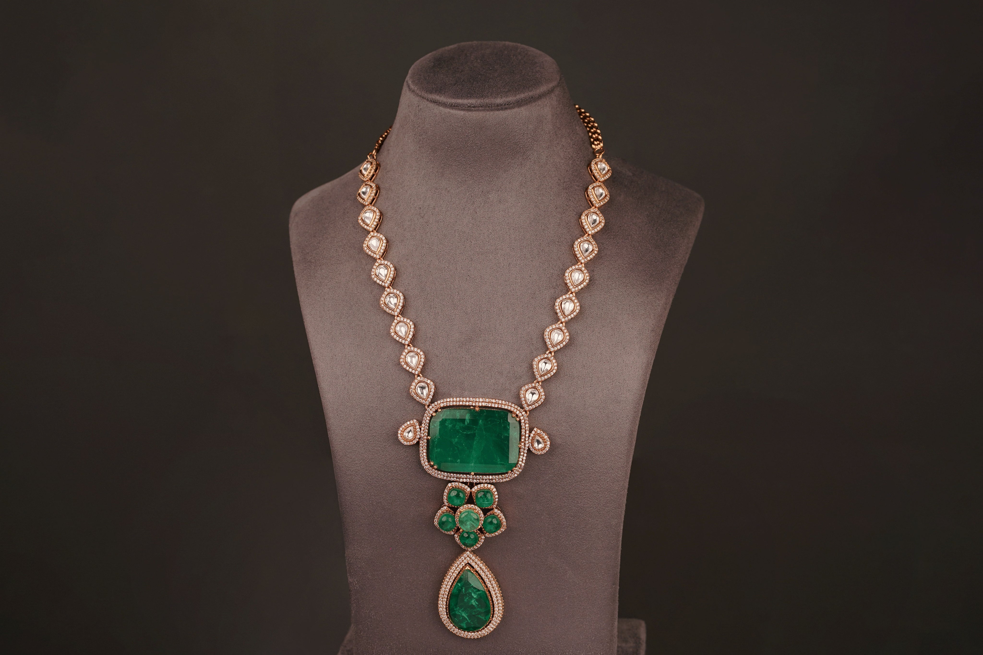 Pankhuri Statement set(L41) - Pure Allure