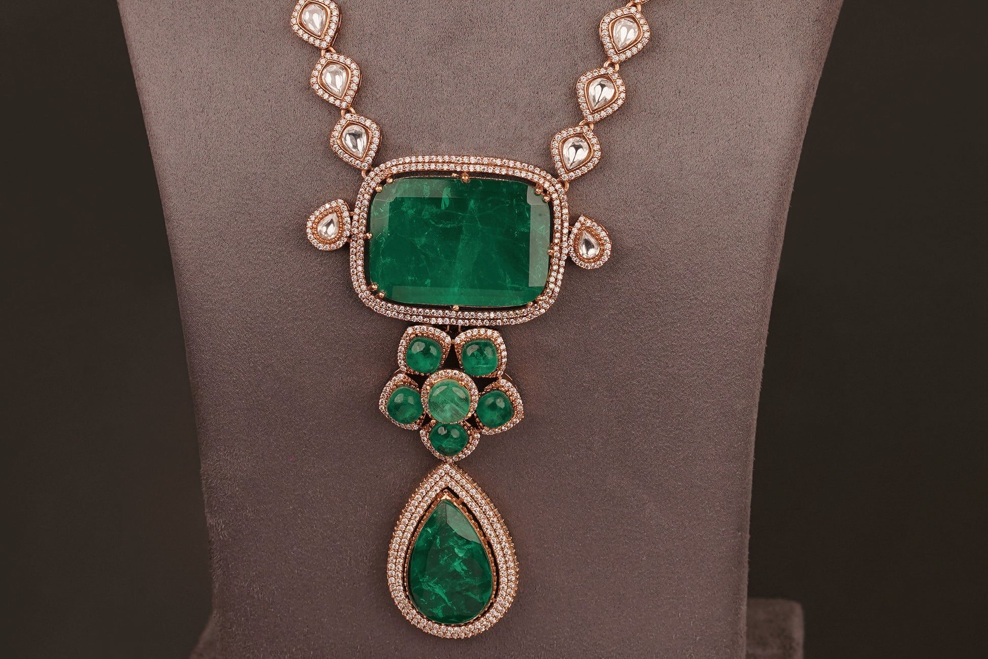 Pankhuri Statement set(L41) - Pure Allure