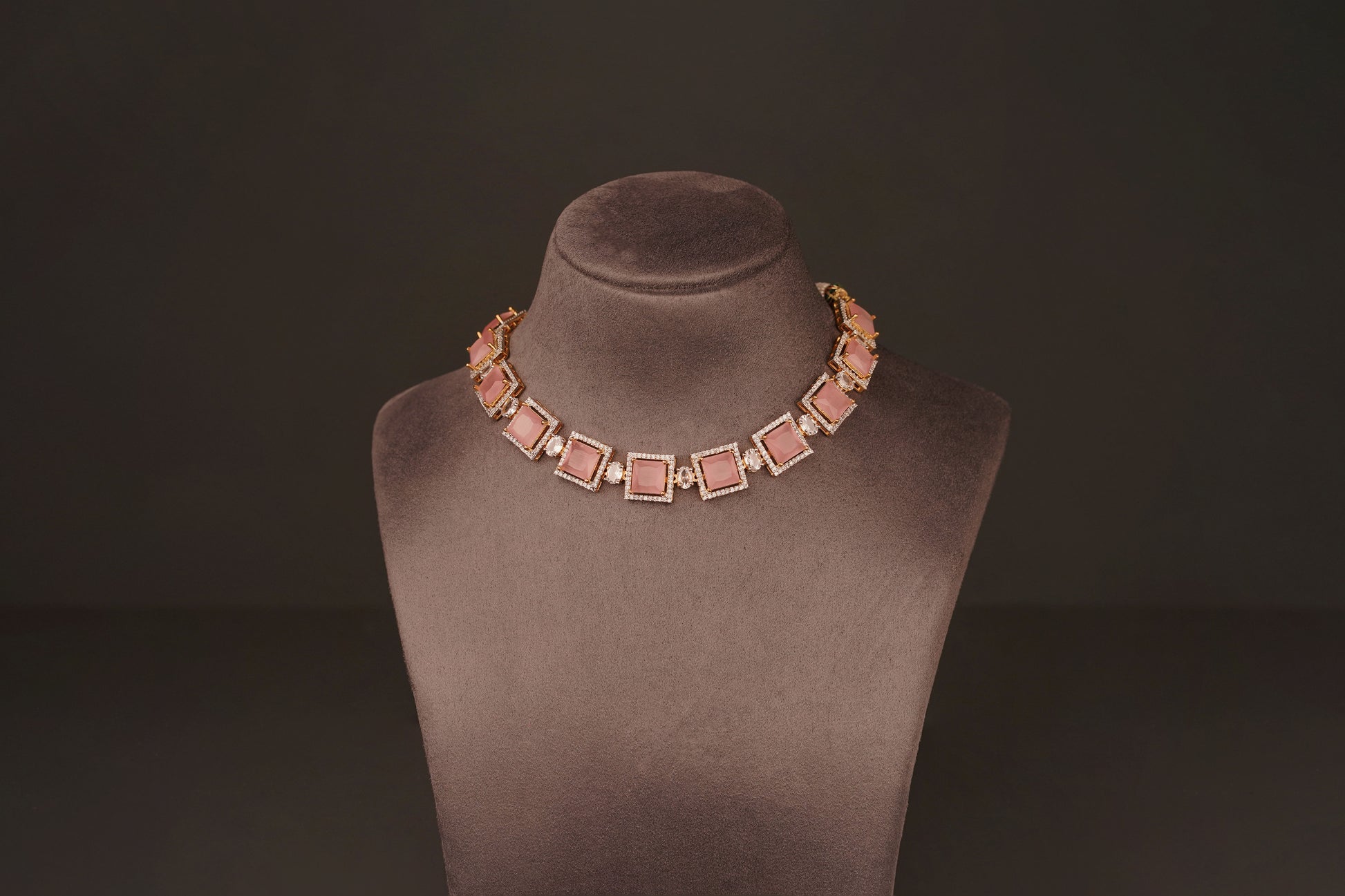 Jessin Necklace set(ZN20) - Pure Allure