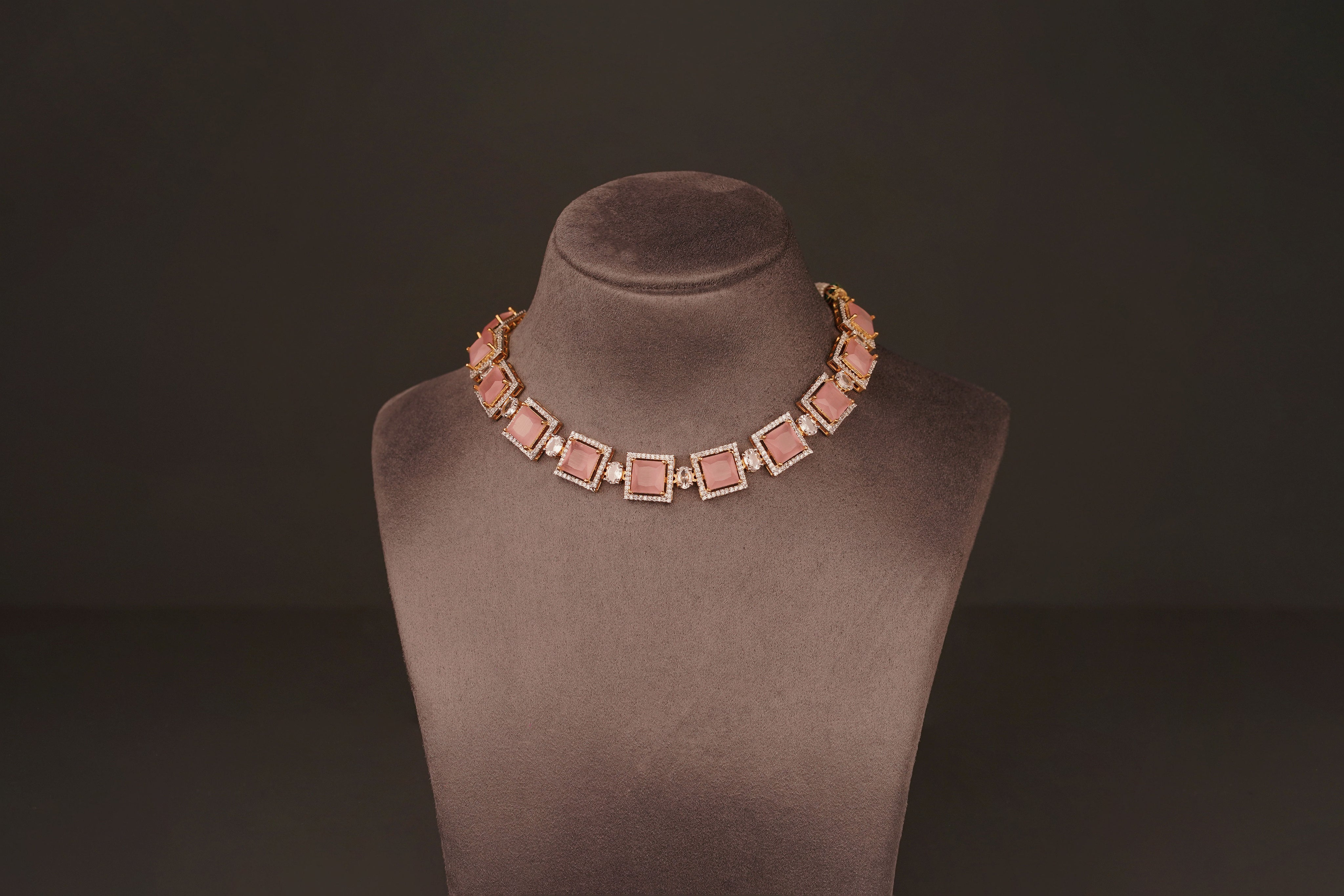 Jessin Necklace set(ZN20) - Pure Allure