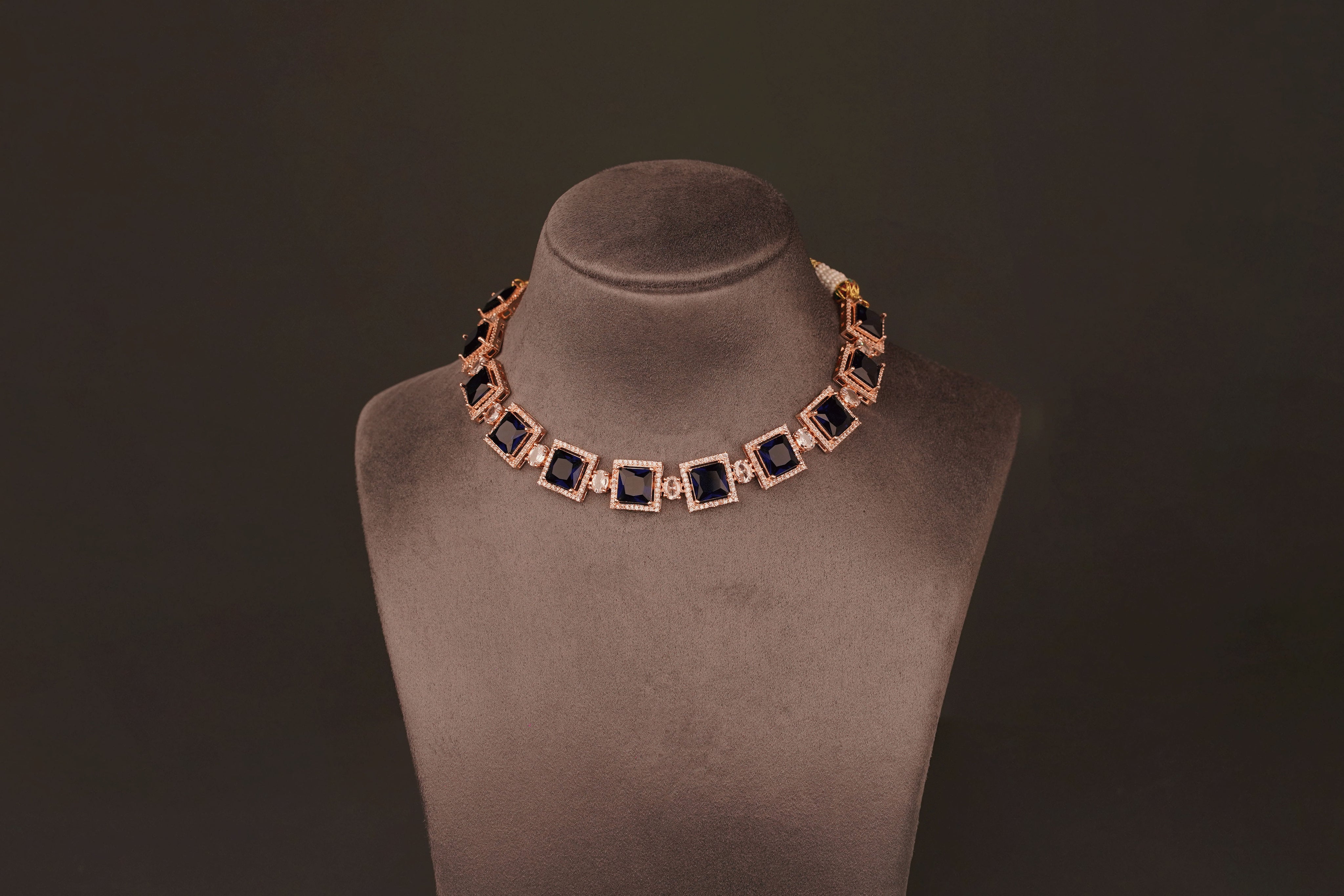 Delna Necklace set(ZN19) - Pure Allure