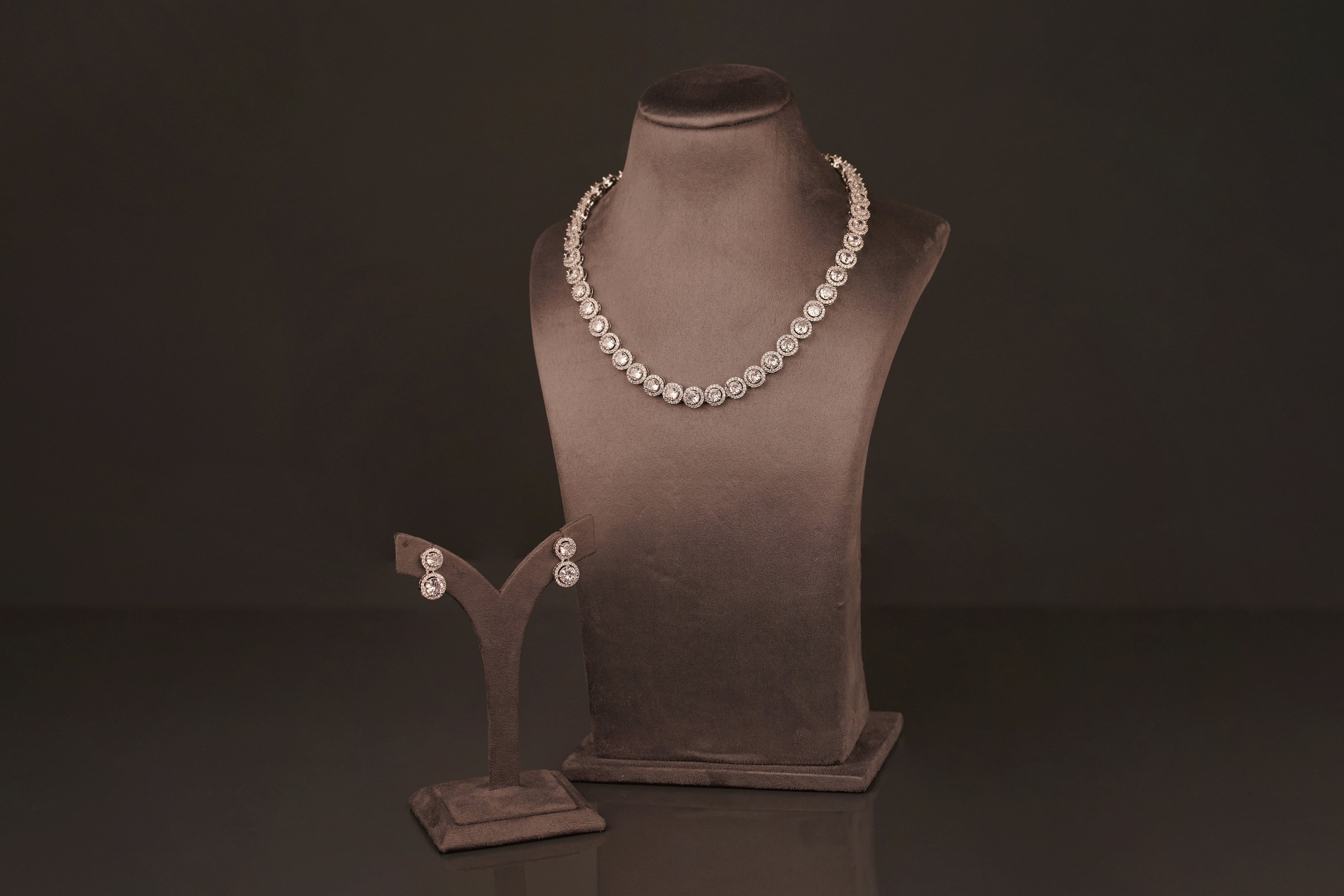 Karen Longchain Set(ZL03) - Pure Allure