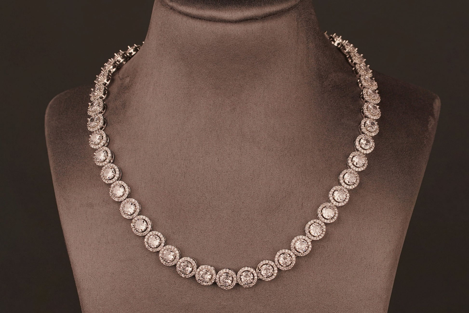 Karen Longchain Set(ZL03) - Pure Allure