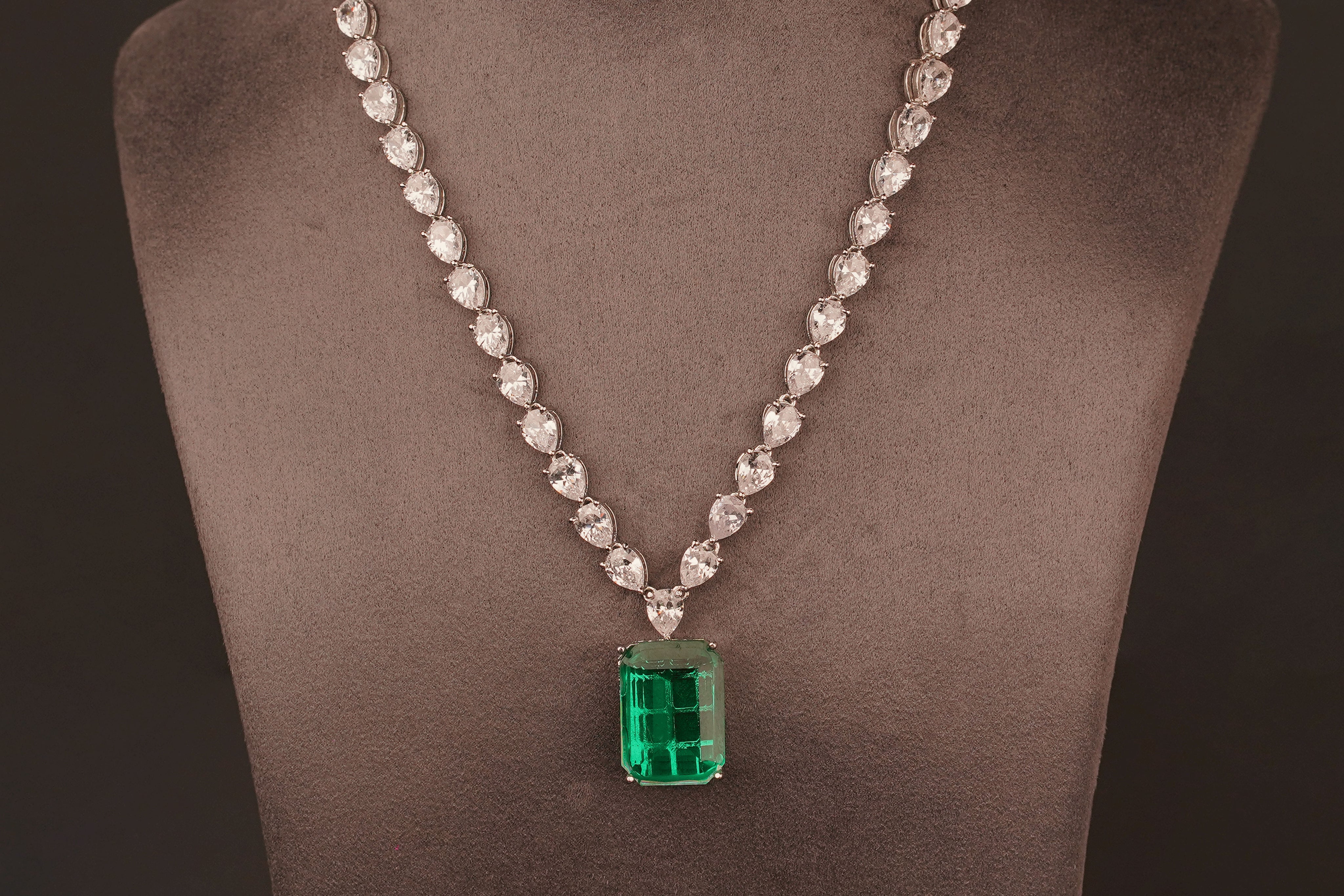 Harleen Necklace Set(ZN09) - Pure Allure