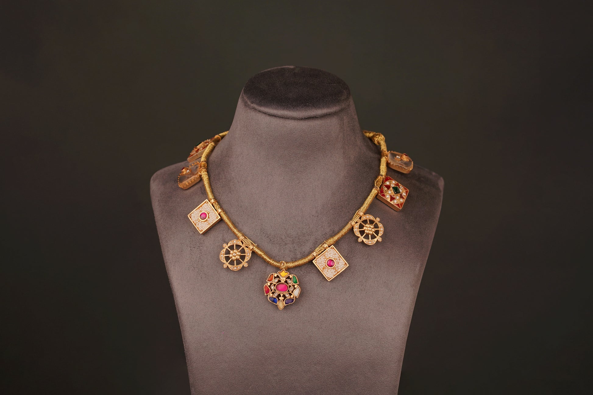 Pallavi Necklace