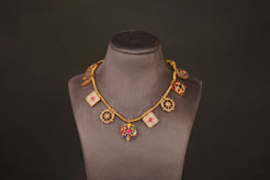 Pallavi Necklace